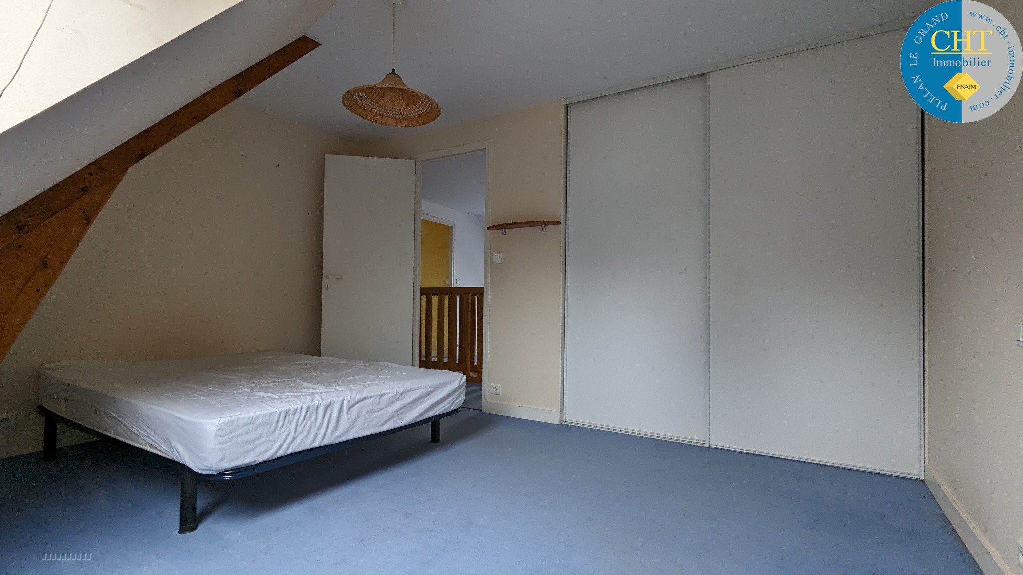 GUER - à louer - UN APPARTEMENT MEUBLÉ DE TYPE 5 — photo 12