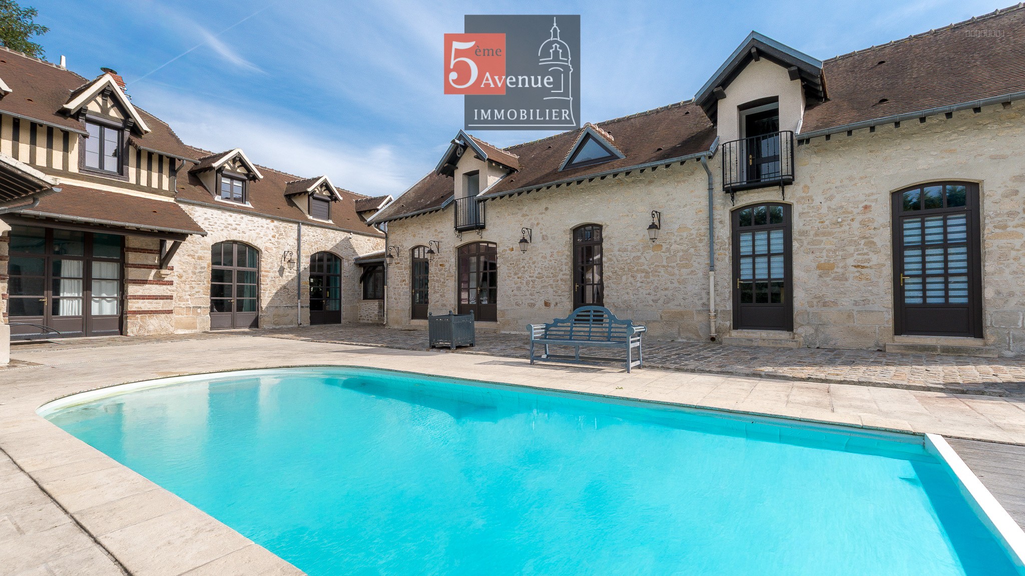 Maison à vendre à Senlis, 335 m², 12 pièces – photo 3 sur 20