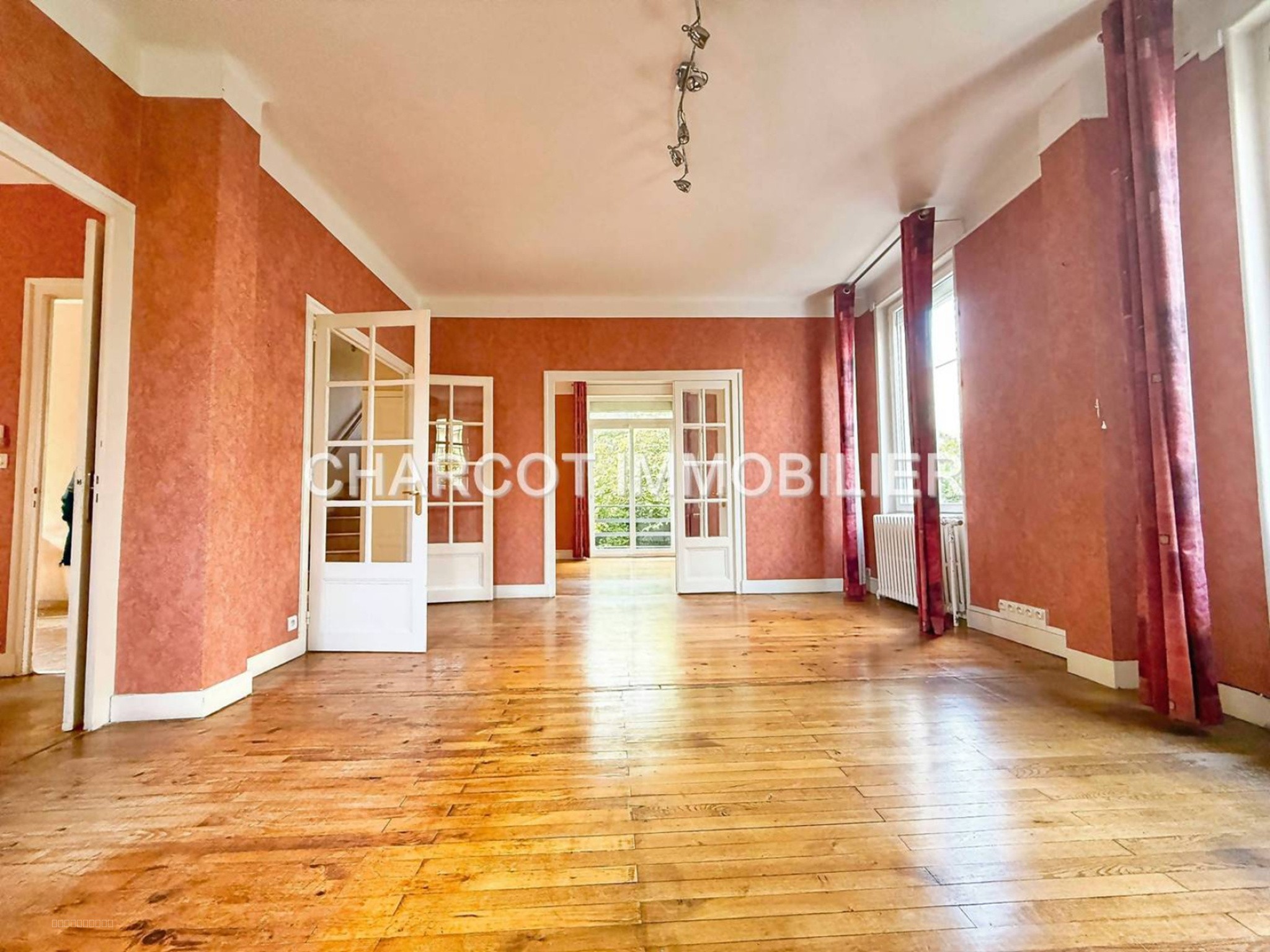 Maison à vendre à Ste foy les lyon, 31,35 m², 8 pièces – photo 2 sur 20