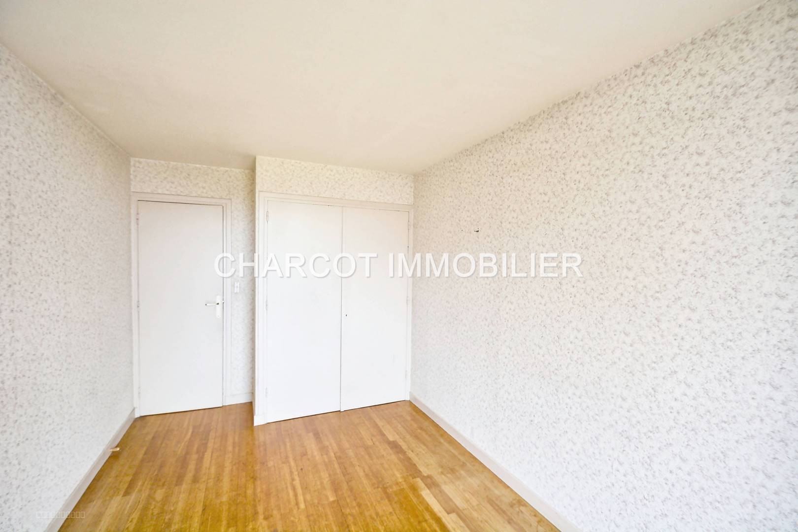 Appartement traversant de type 5  de  83,19 m2   Lyon 5ème — photo 8