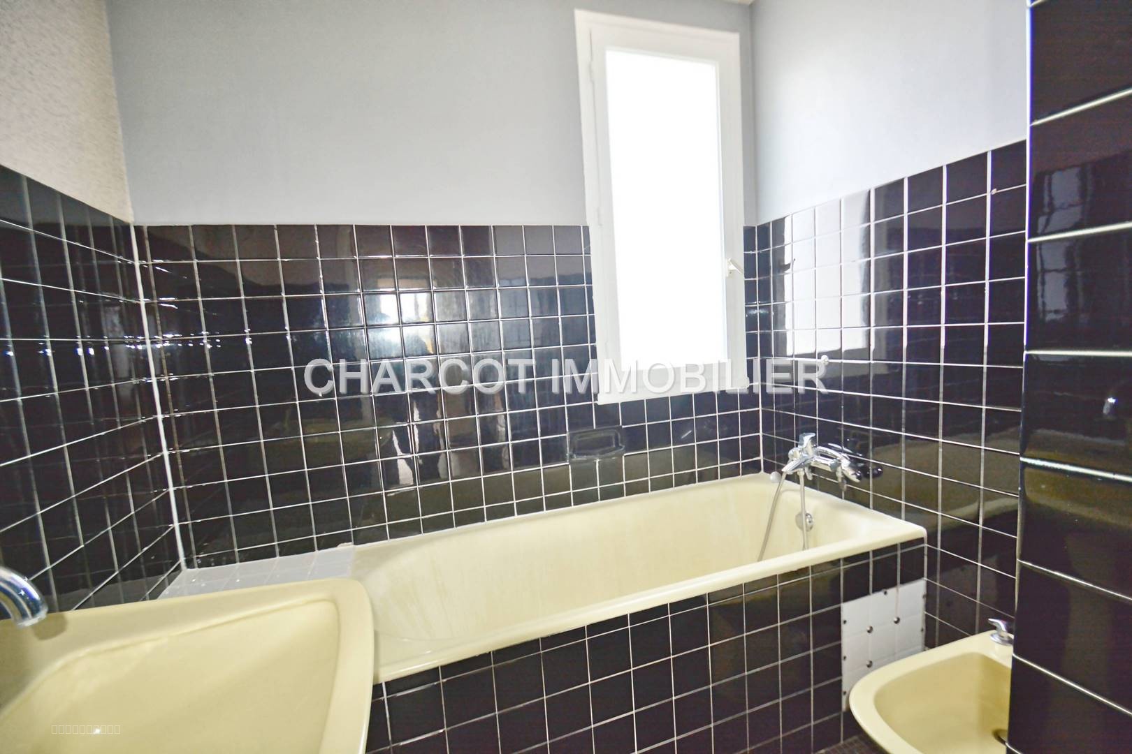Appartement traversant de type 5  de  83,19 m2   Lyon 5ème — photo 12