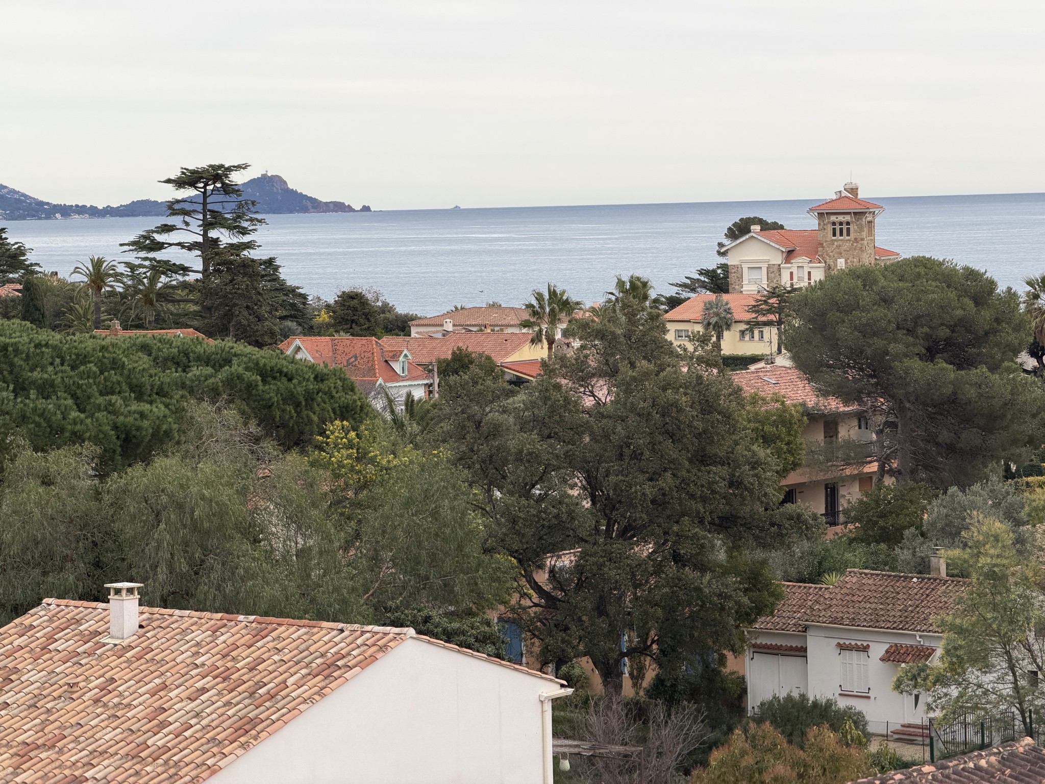 Appartement à vendre à Frejus, 34 m², 2 pièces – photo 1 sur 7