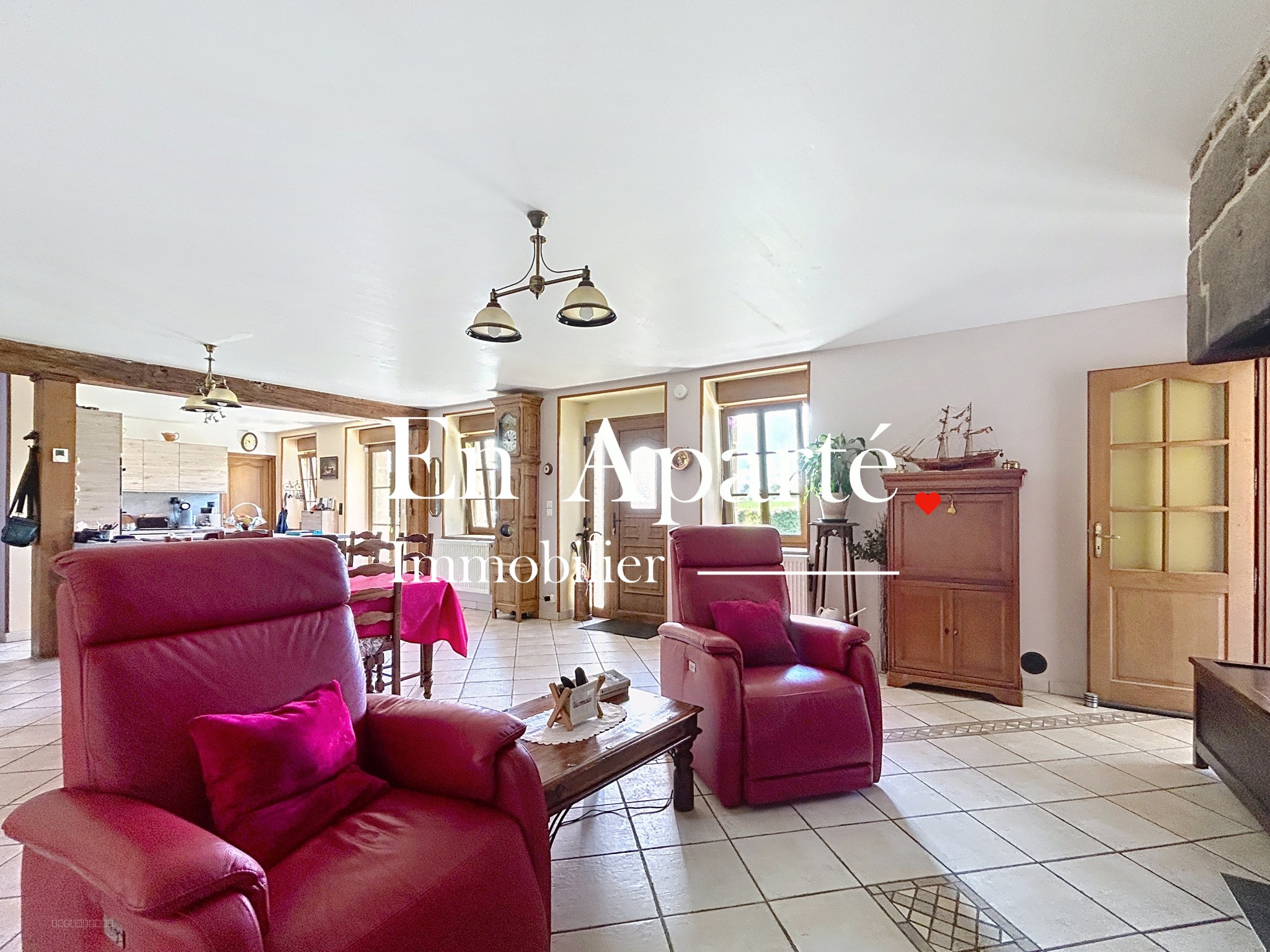Maison à vendre à Vire, 57 m², 6 pièces – photo 2 sur 10