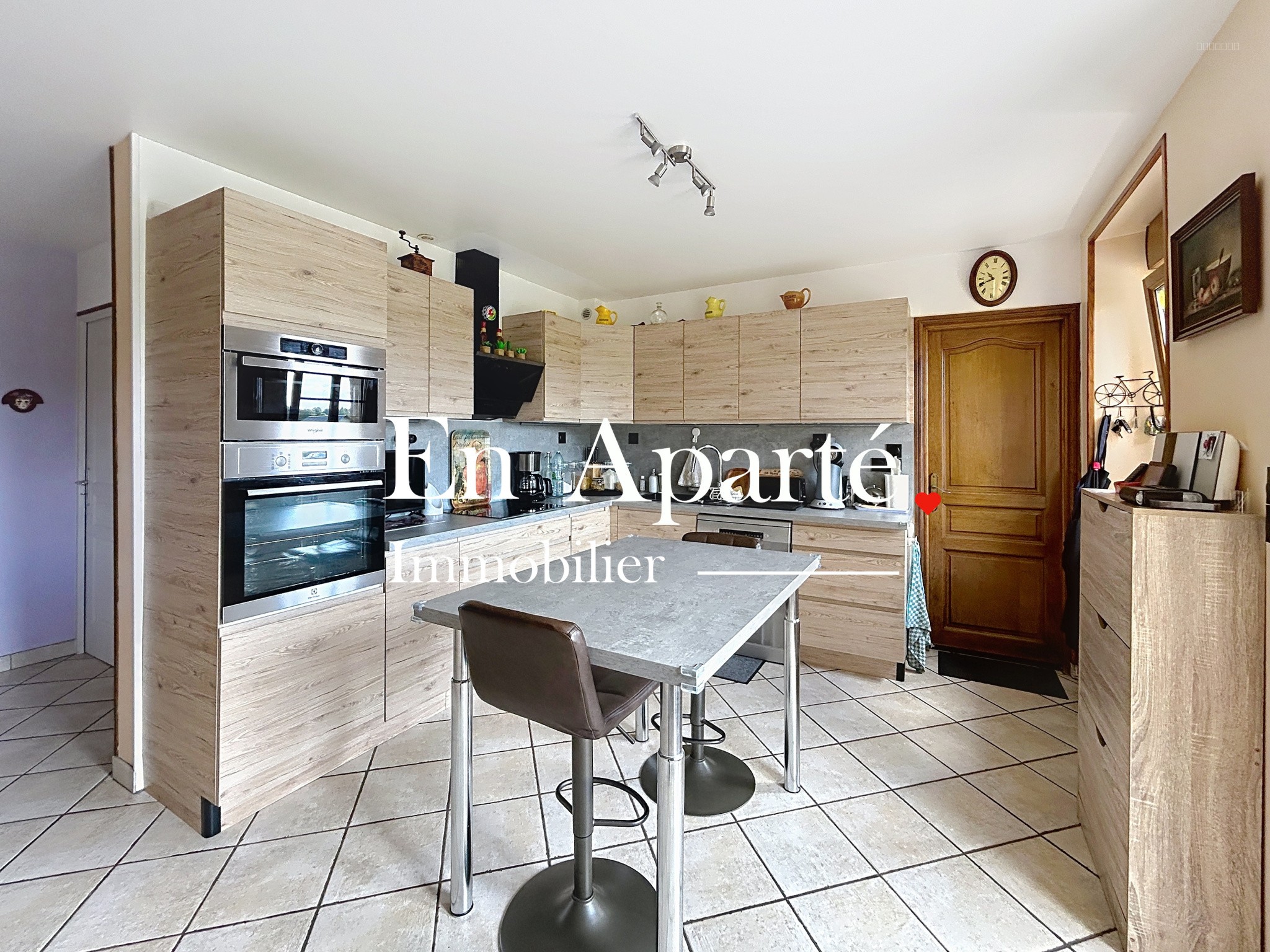 Maison à vendre à Vire, 57 m², 6 pièces – photo 3 sur 10