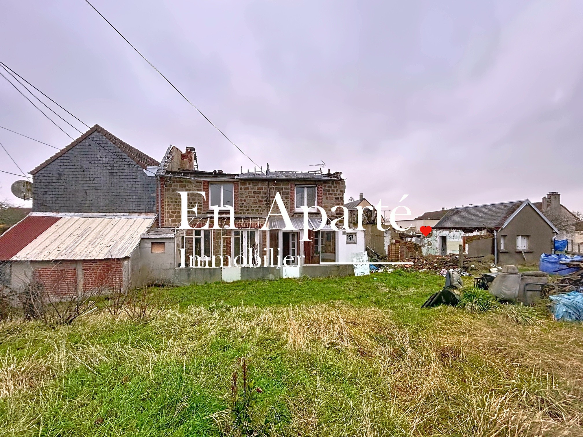 Maison à vendre à Flers, 280 m², 1 pièce – photo 1 sur 3