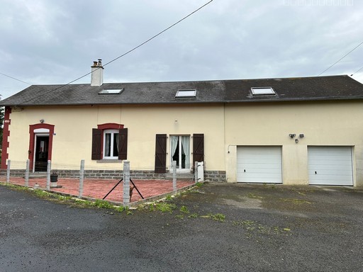 Maison à vendre à Vire, 33 m², 6 pièces – photo 1 sur 13