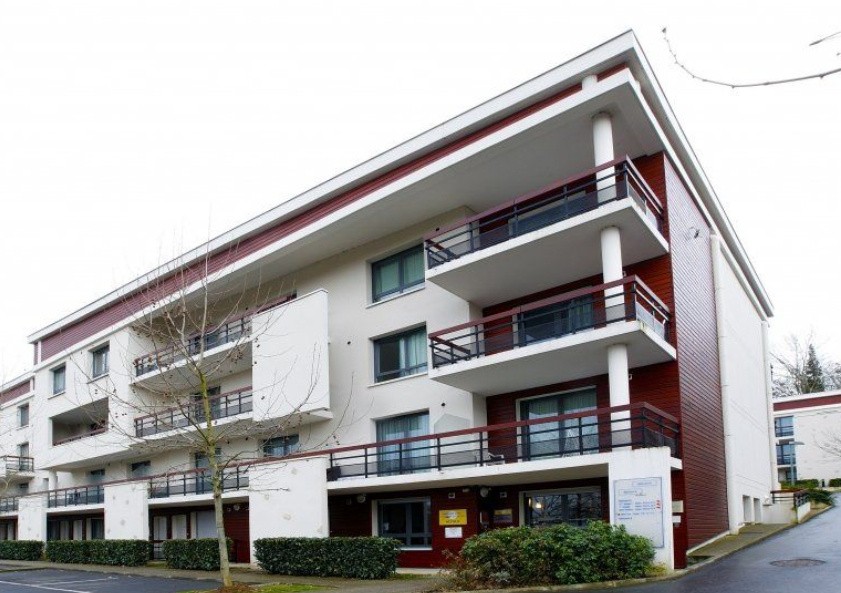 Appartement à vendre à Louveciennes, 41 m², 2 pièces – photo 1 sur 2