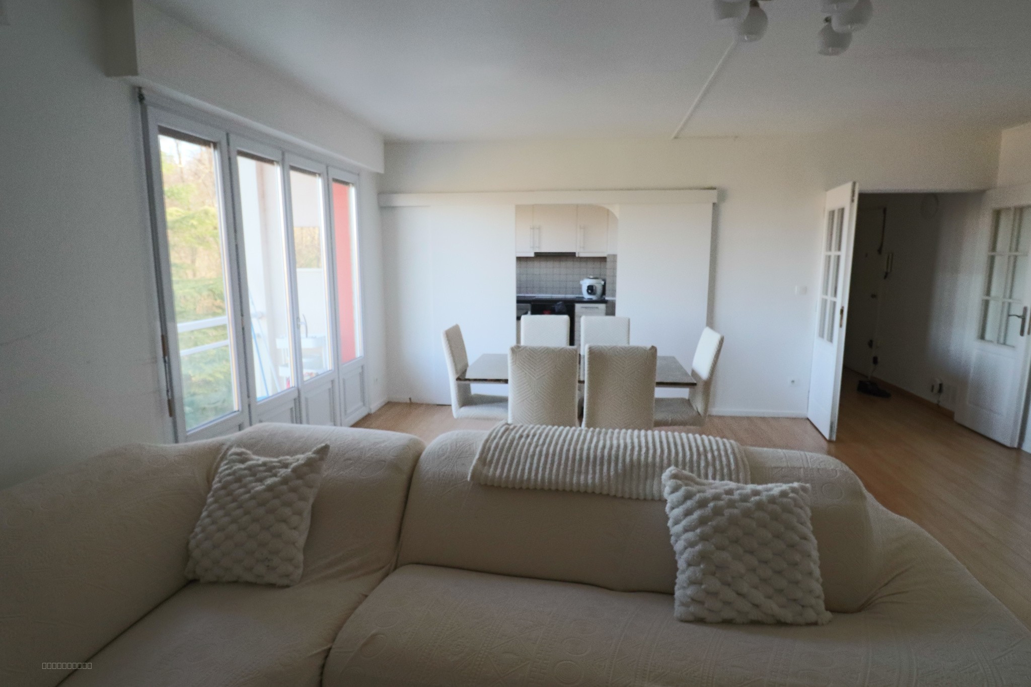 Appartement à vendre à Le port marly, 80 m², 4 pièces – photo 2 sur 12