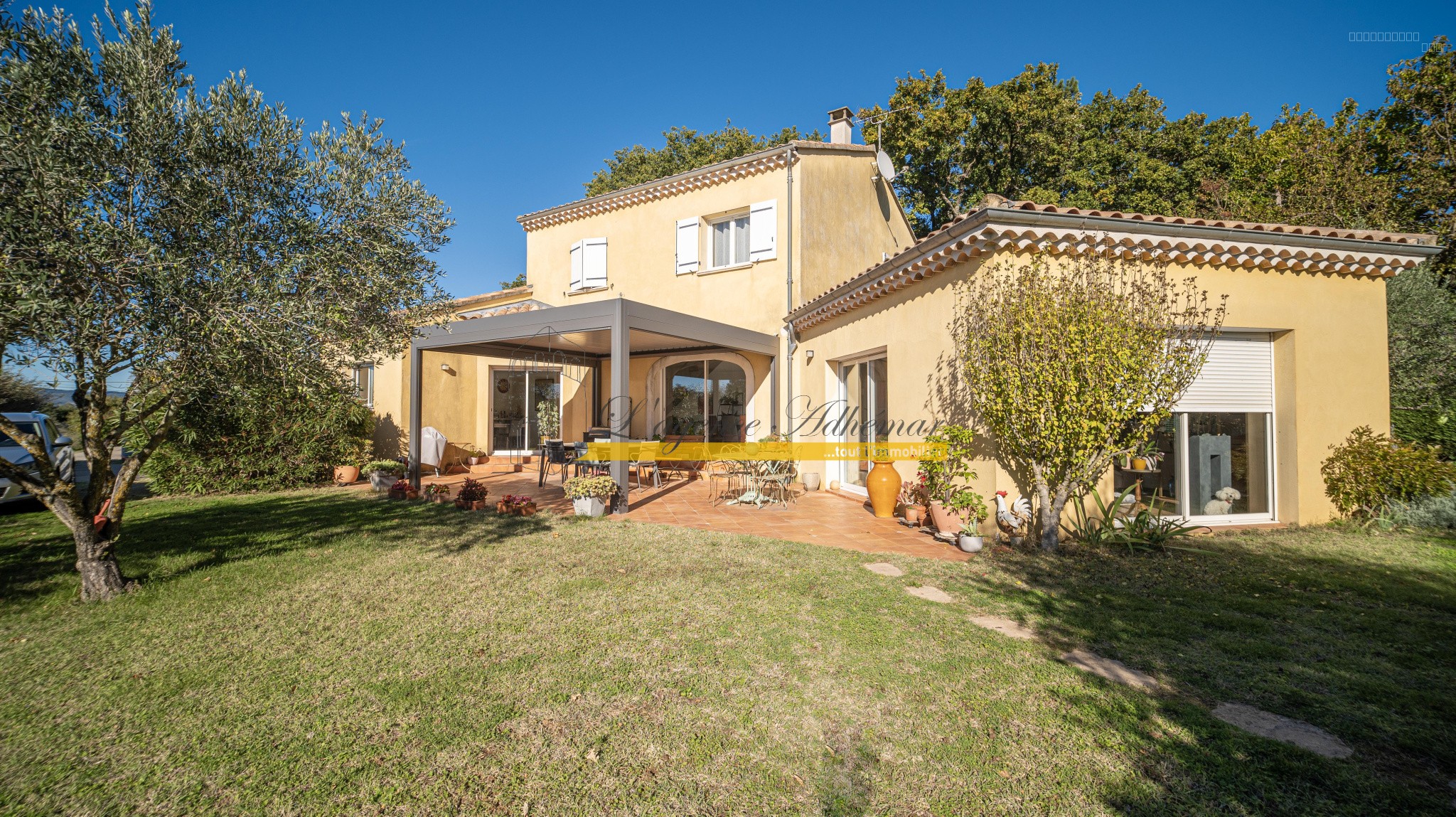 Maison à vendre à Montelimar, 176,55 m², 5 pièces – photo 1 sur 13