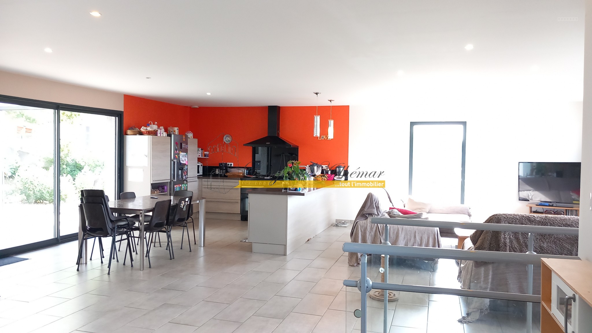Maison à vendre à Montelimar, 201 m², 7 pièces – photo 3 sur 11