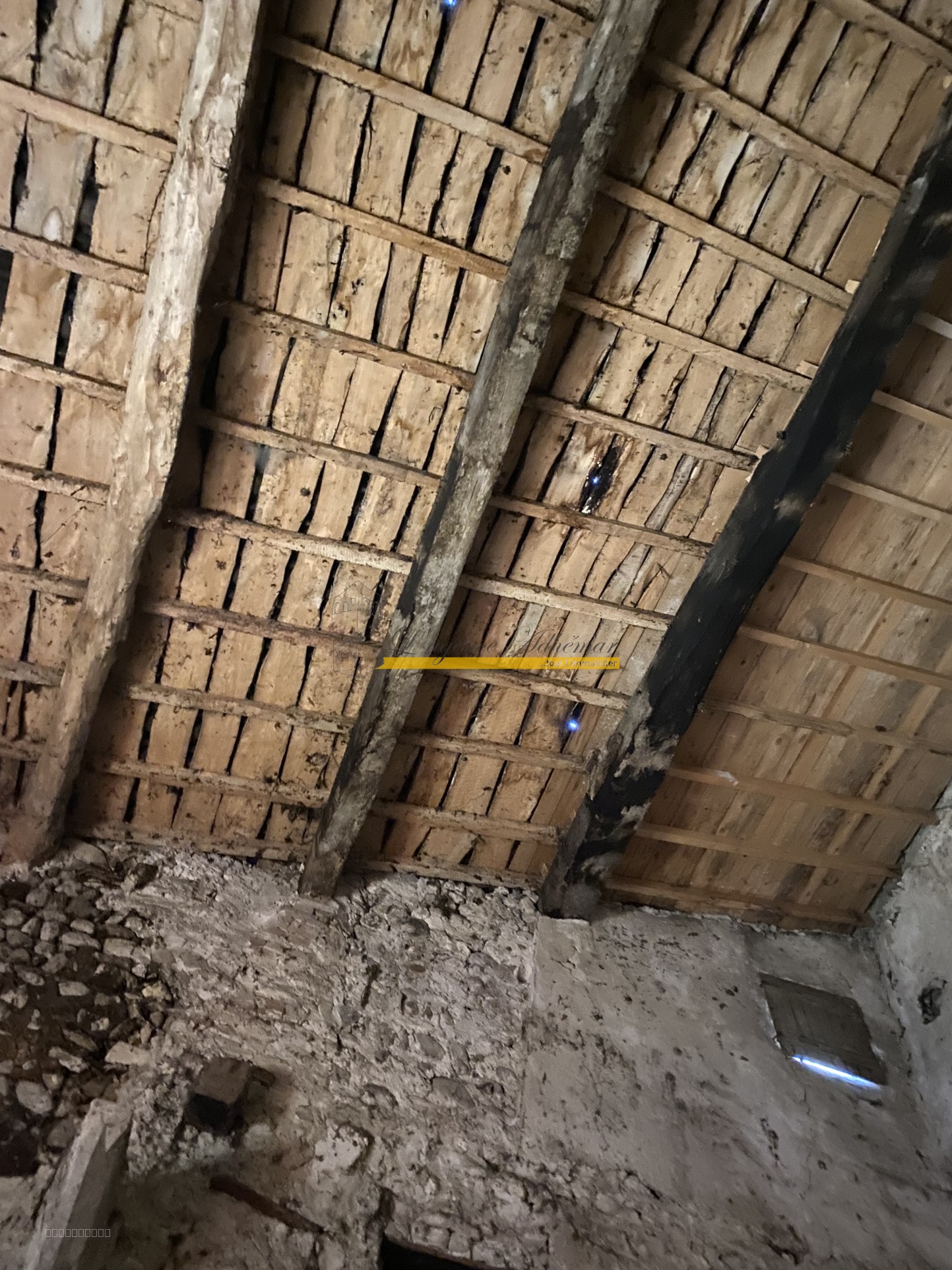 Immeuble à vendre à Espeluche, 38 m², 1 pièce – photo 2 sur 2