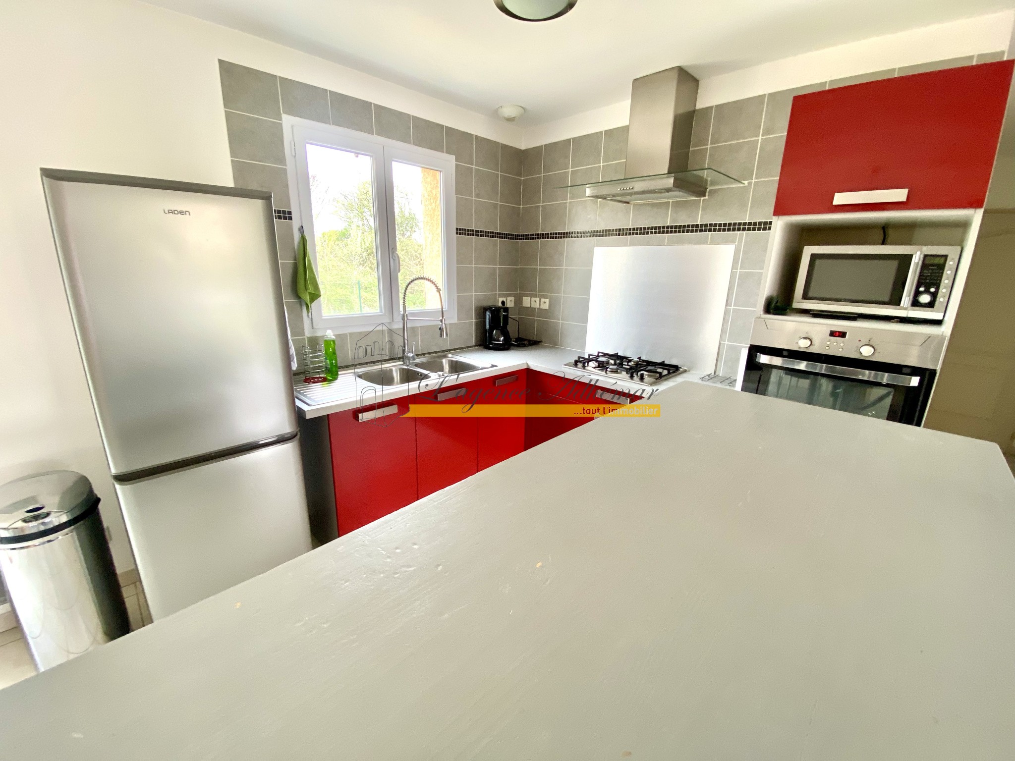 Maison à vendre à Chateauneuf du rhone, 81 m², 4 pièces – photo 3 sur 9