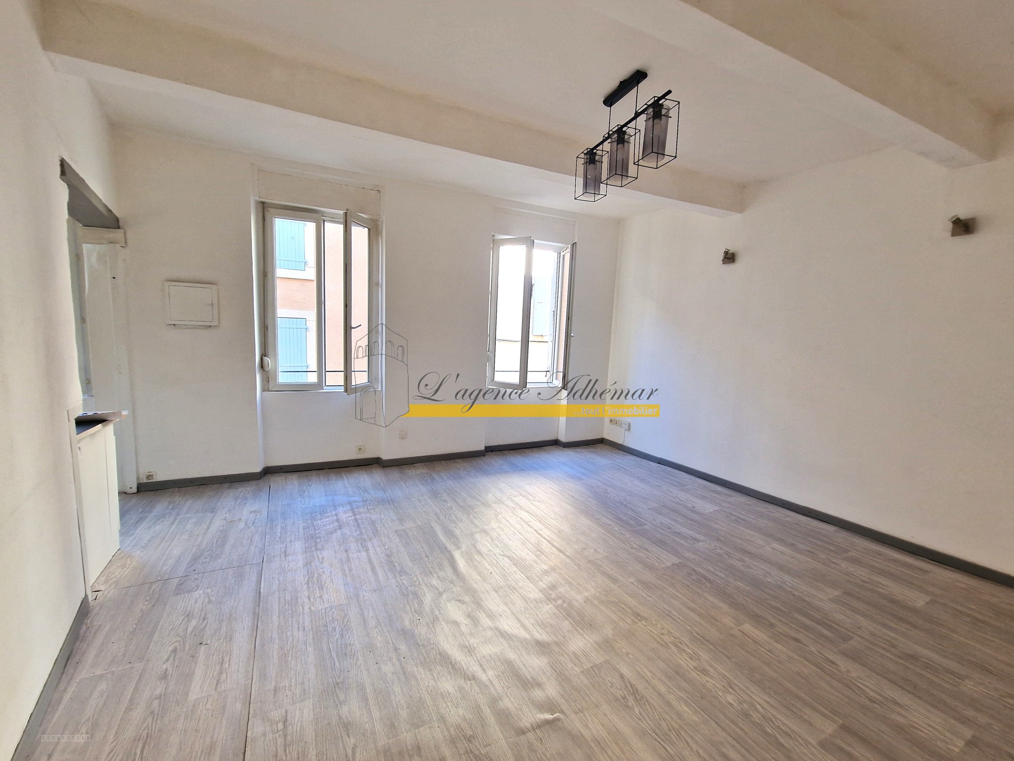 Immeuble à vendre à Montelimar, 140 m² – photo 2 sur 9