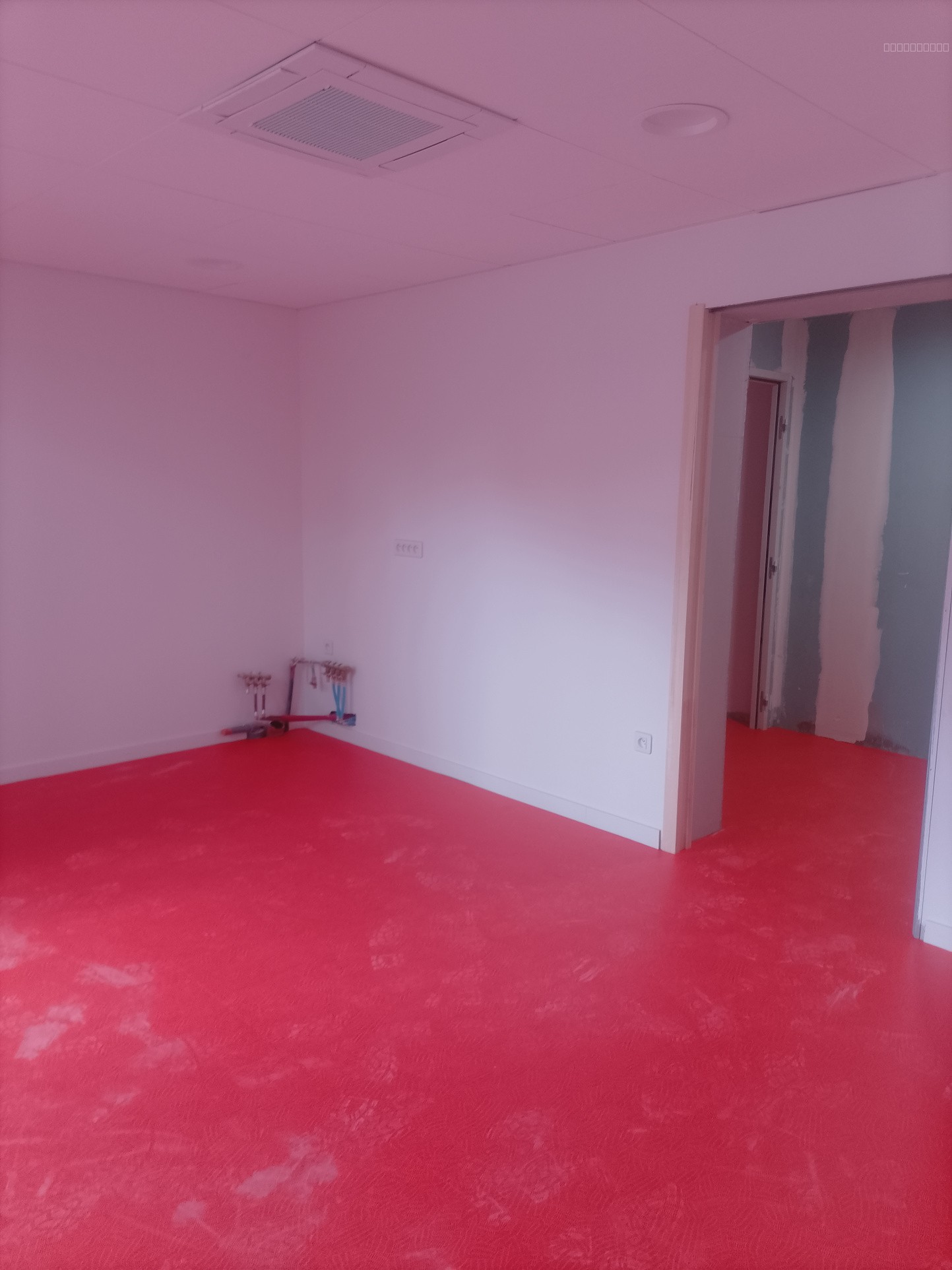 Bien immobilier à louer à La rochelle, 270 m² – photo 3 sur 3