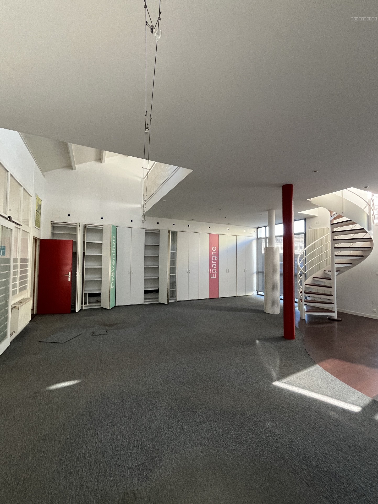 Bien immobilier à vendre à La rochelle, 170 m² – photo 1 sur 3