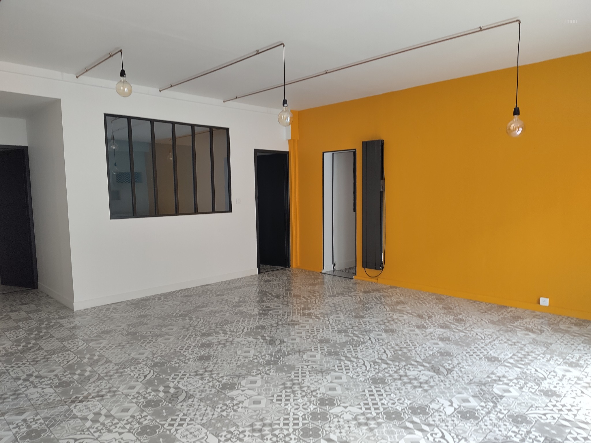Bien immobilier à louer à La rochelle, 96 m² – photo 1 sur 2