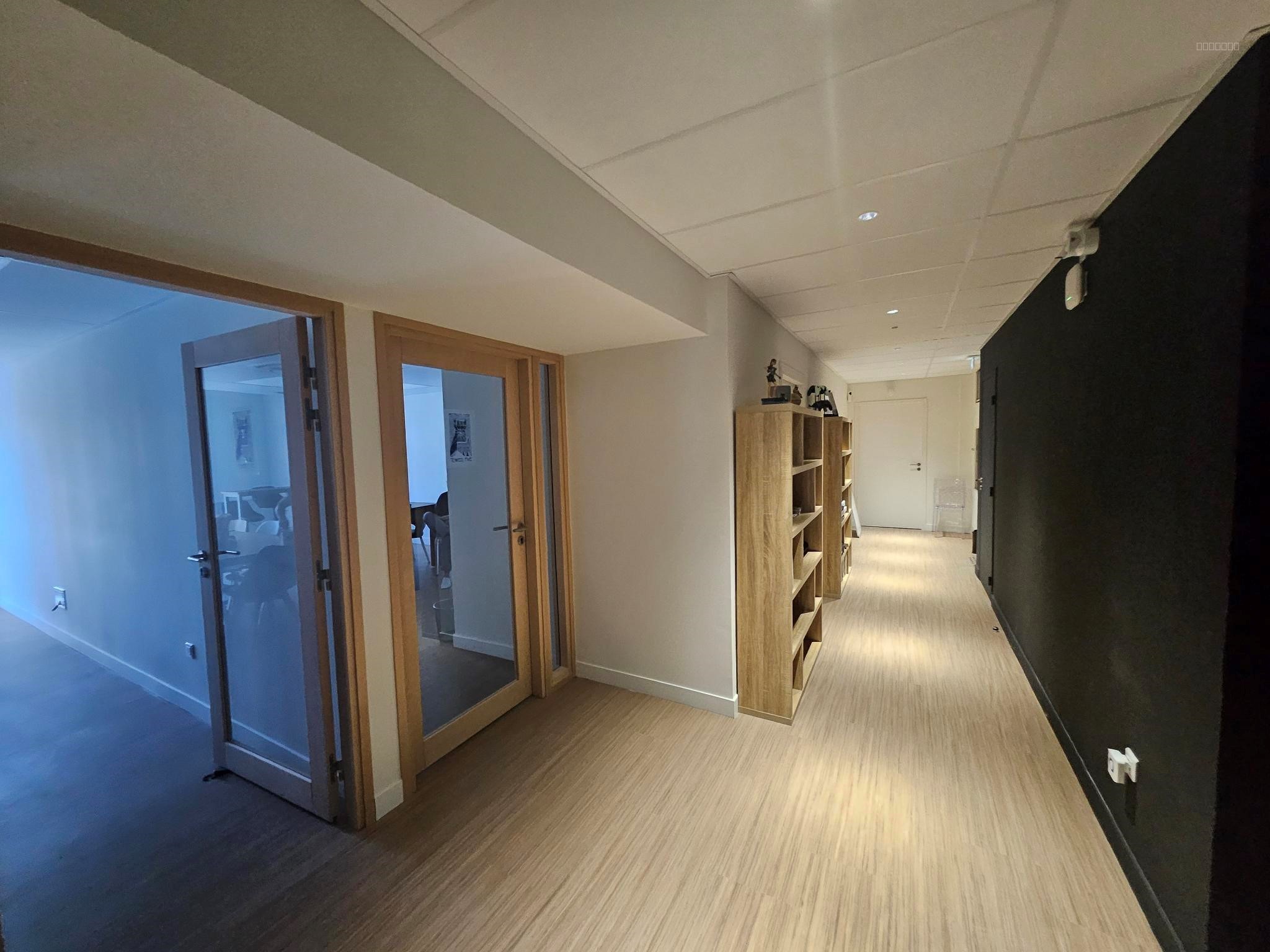 Bien immobilier à louer à La rochelle, 256 m² – photo 1 sur 1