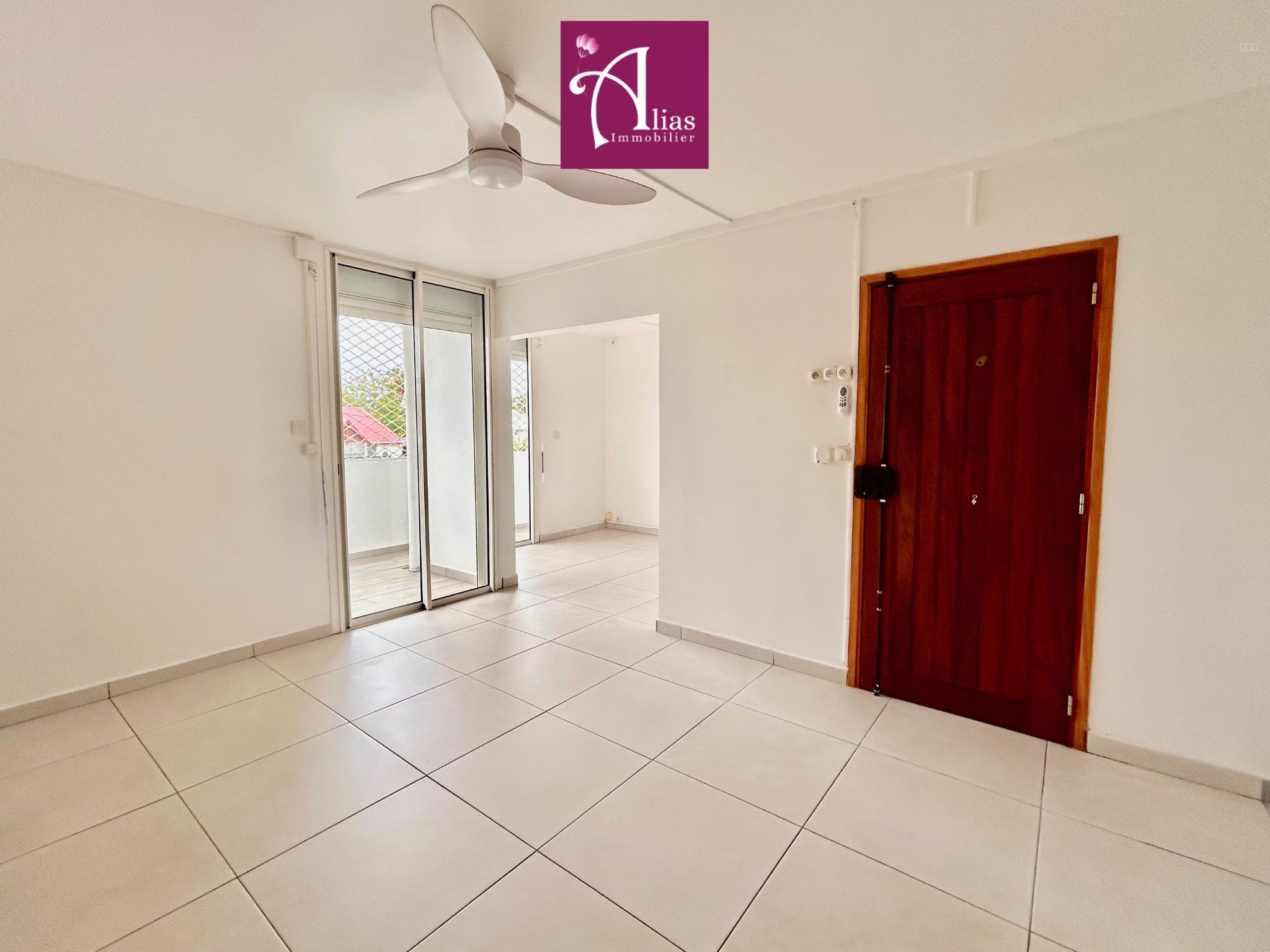Appartement à vendre à Les abymes, 54 m², 3 pièces – photo 3 sur 7