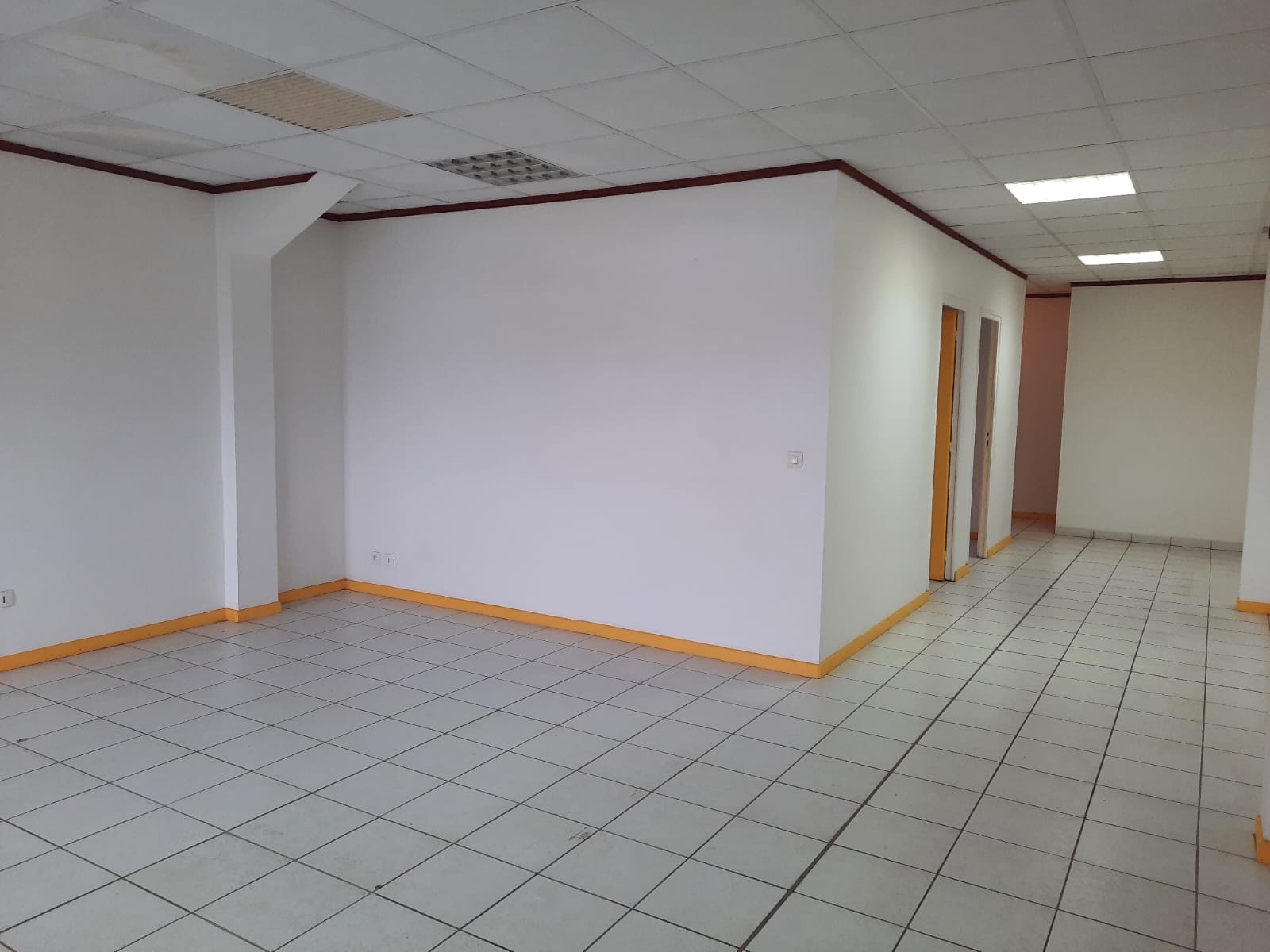 Bien immobilier à louer à Ste rose, 69,43 m² – photo 3 sur 5