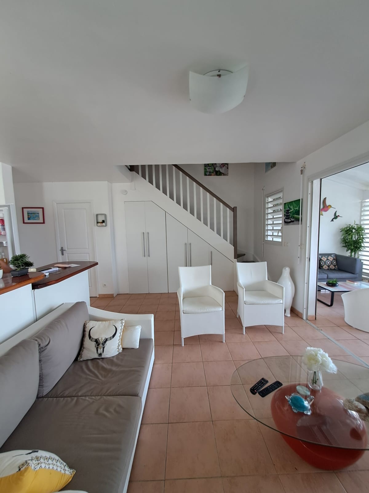 Location T3 Duplex Meublé avec Vue Mer à Dampierre - Terrasse, Parking, Résidence Sécurisée — photo 10