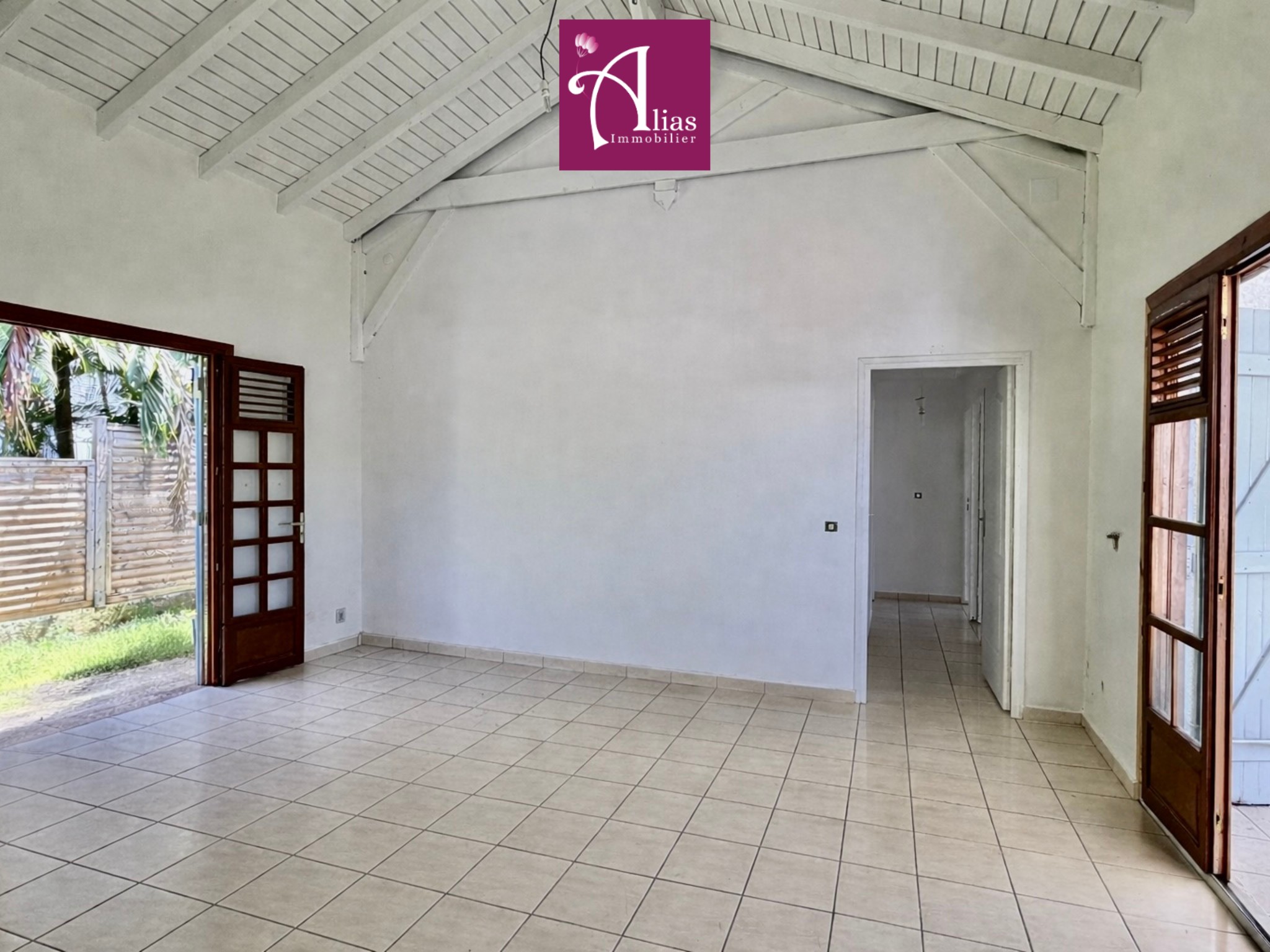 Maison à vendre à Baie mahault, 79 m², 4 pièces – photo 3 sur 8