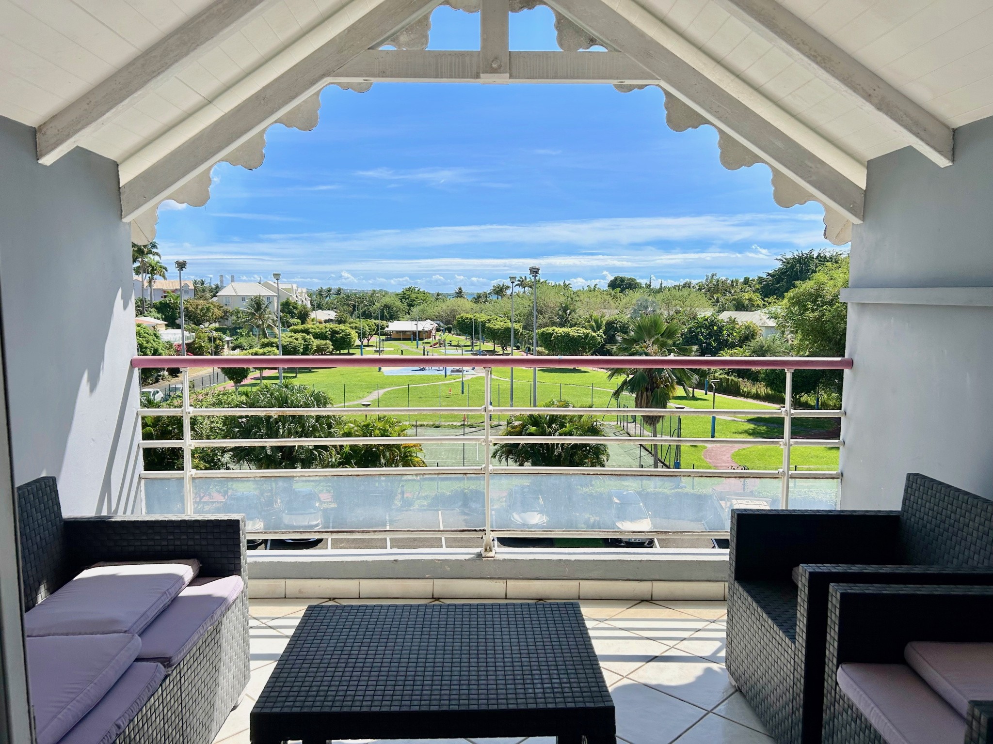 Appartement à vendre à Baie mahault, 48 m², 2 pièces – photo 1 sur 8