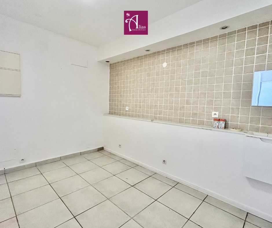 Bien immobilier à vendre à Le gosier, 57 m² – photo 2 sur 8