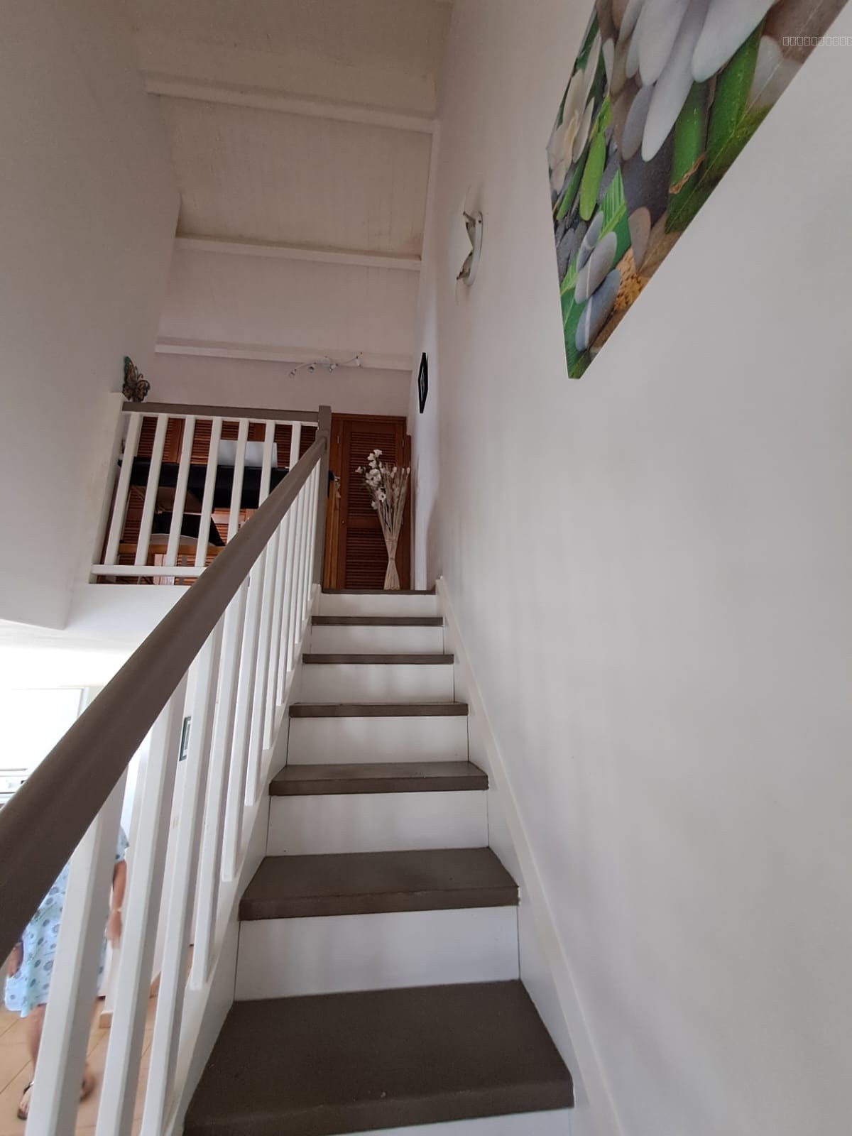 Location T3 Duplex Meublé avec Vue Mer à Dampierre - Terrasse, Parking, Résidence Sécurisée — photo 15