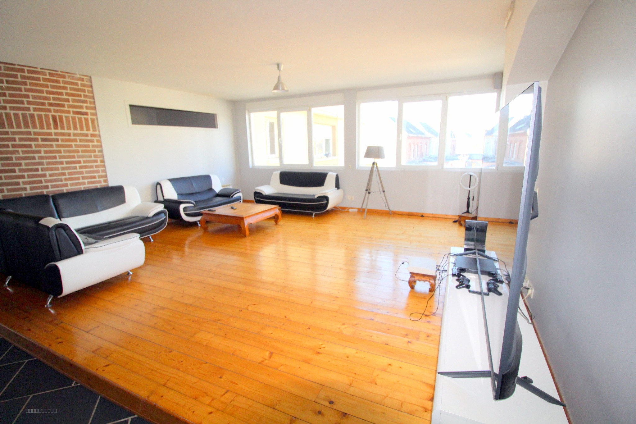 Appartement à vendre à Fouilloy, 268 m², 5 pièces – photo 2 sur 8