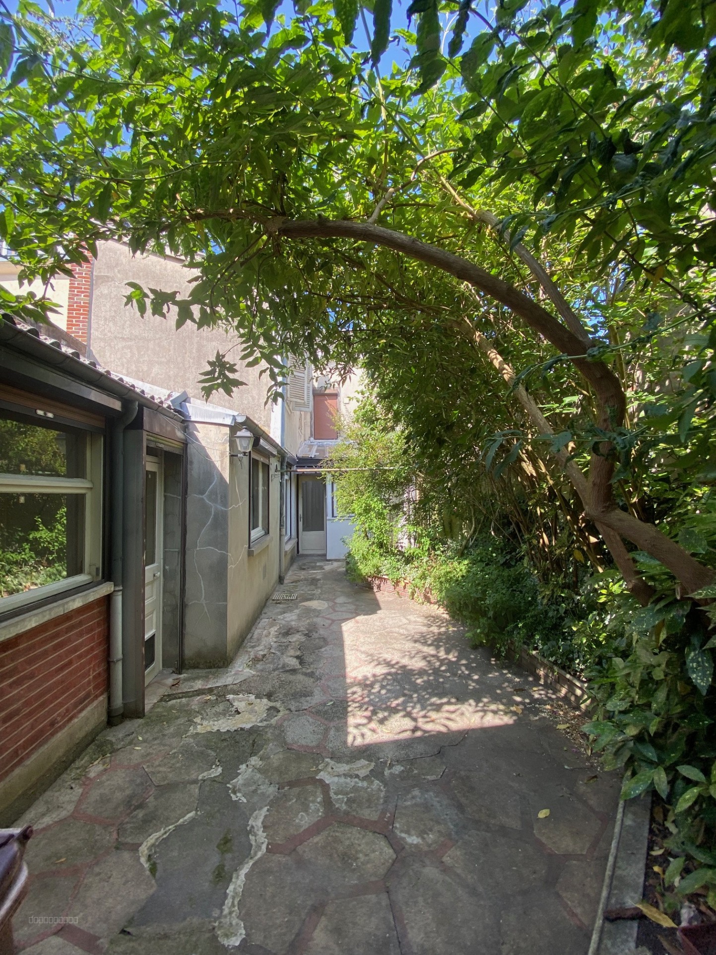Immeuble à vendre à Amiens, 200 m² – photo 2 sur 8