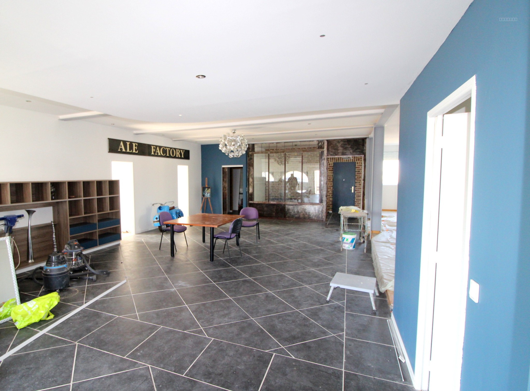 Appartement à vendre à Corbie, 268 m², 5 pièces – photo 1 sur 7
