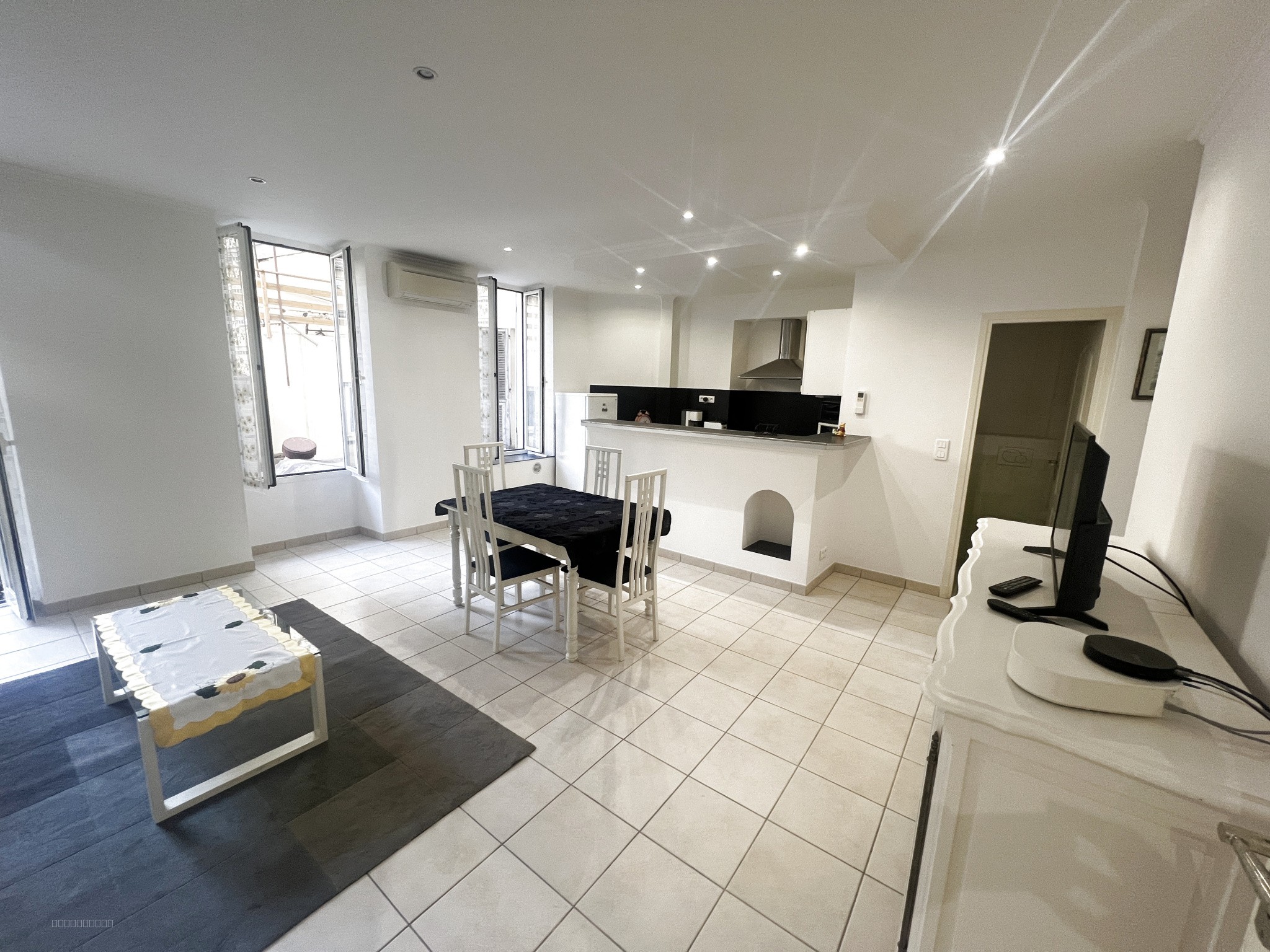 Appartement à vendre à Nice, 51 m², 2 pièces – photo 2 sur 8