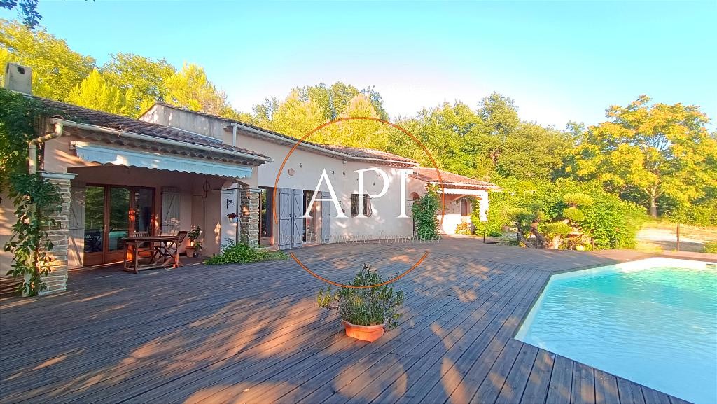 Maison à vendre à Callian, 200 m², 5 pièces – photo 1 sur 16