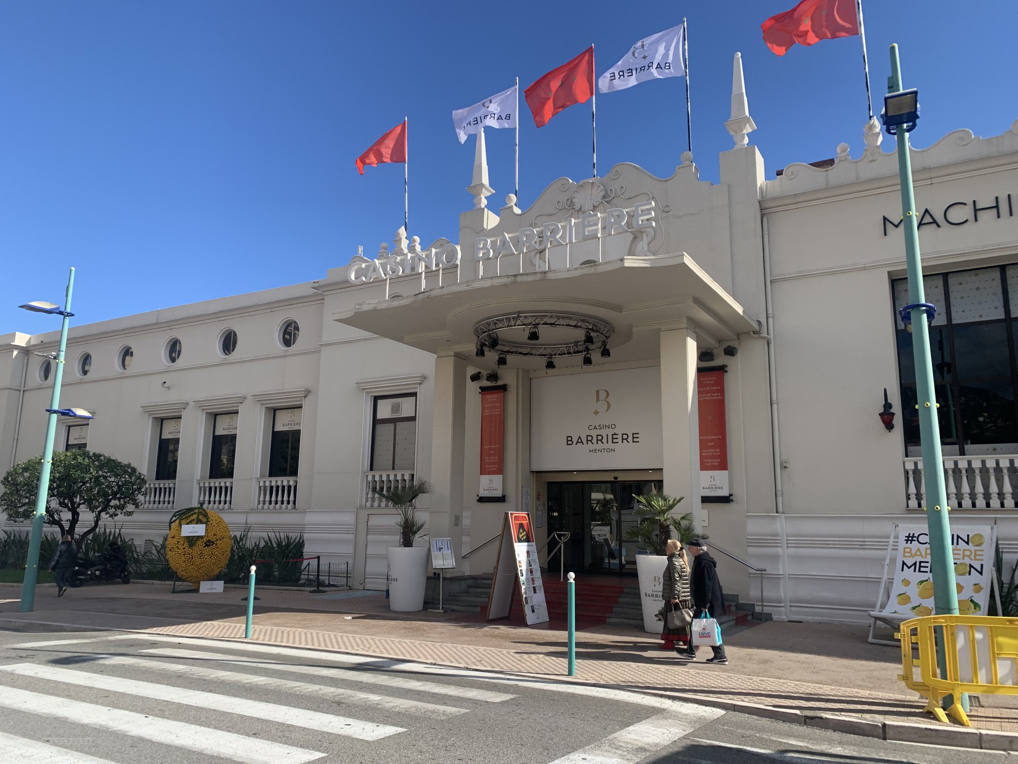 Fonds de commerce à vendre à Menton, 1 033 m² – photo 2 sur 2