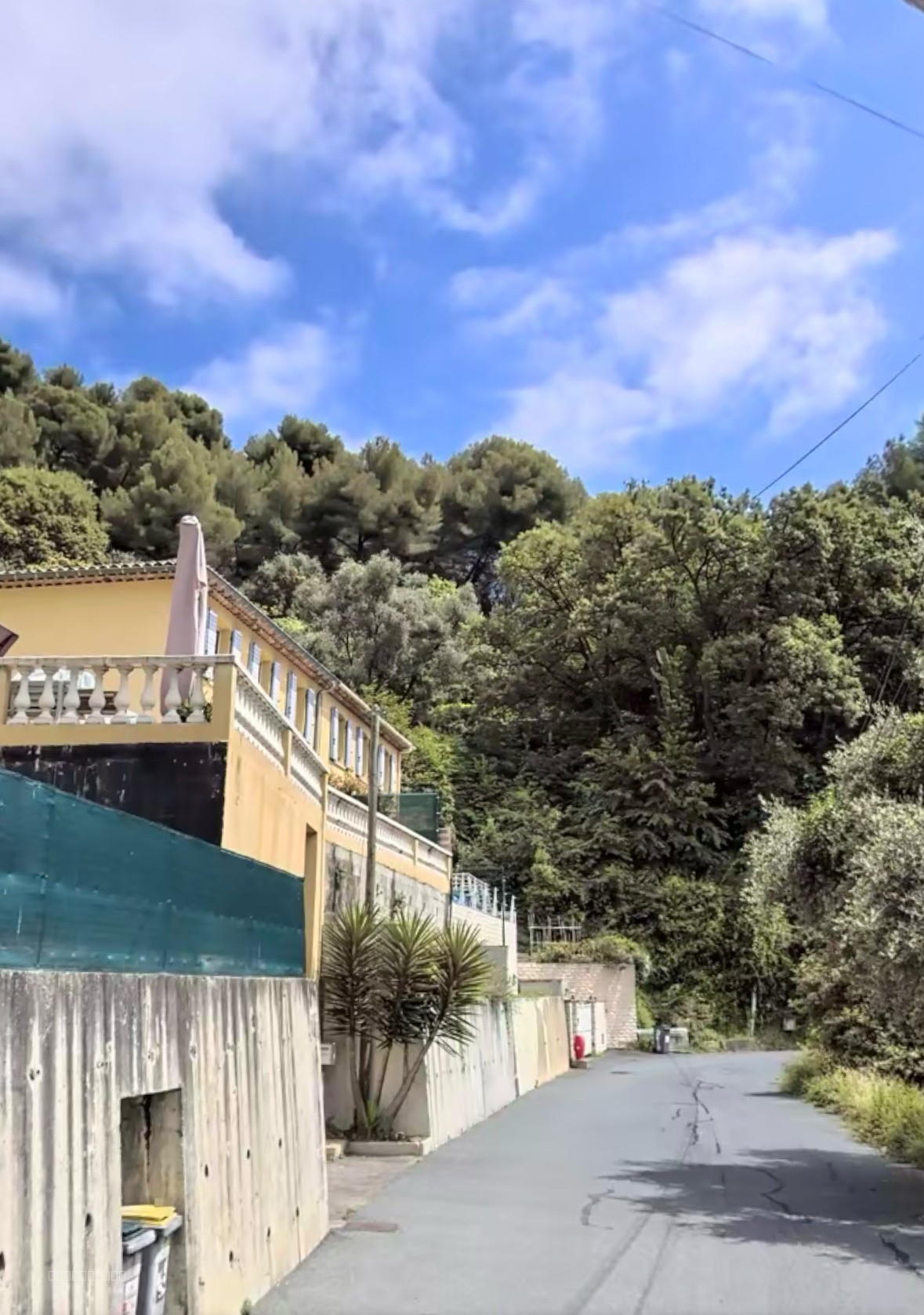 Bien immobilier à vendre à Menton, 1 882 m² – photo 2 sur 5