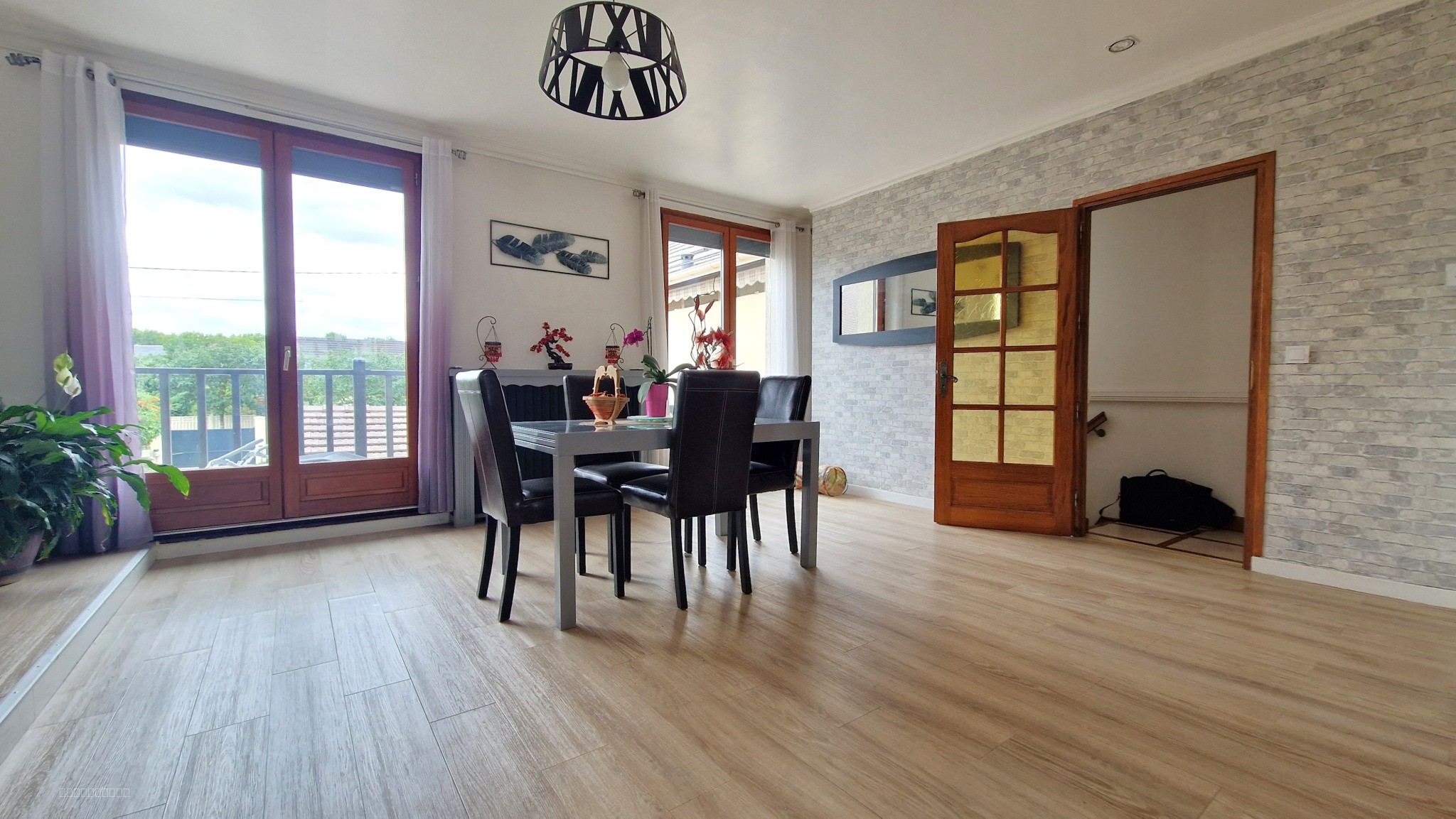À vendre   Maison familiale 6 pièces   150 m2   Sous-Sol total — photo 4