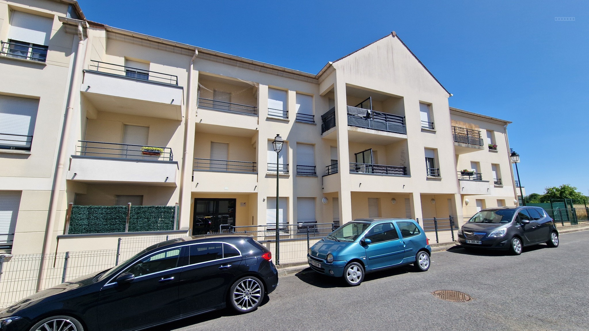Appartement à vendre à Marly la ville, 599 m², 3 pièces – photo 1 sur 10