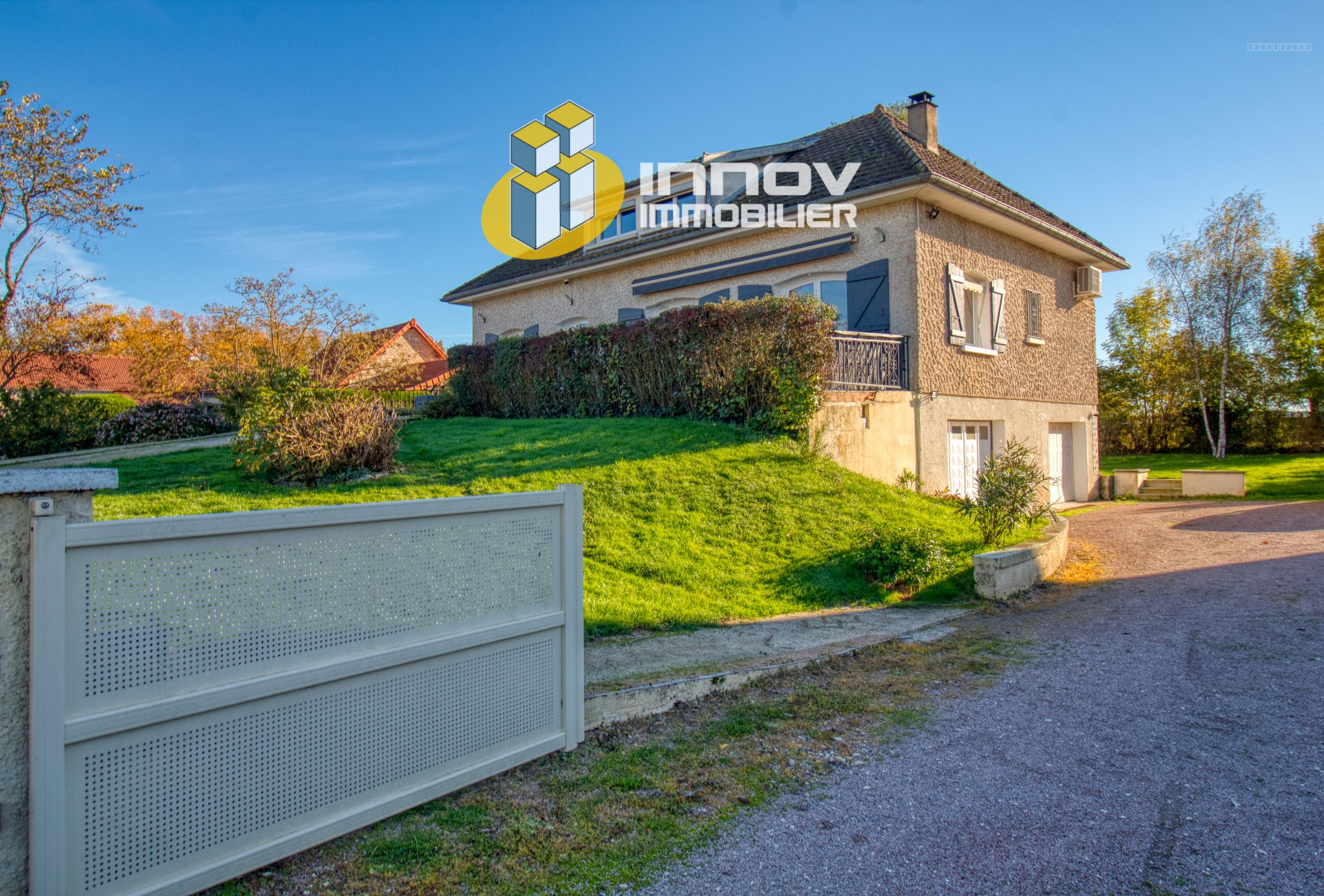 Maison à vendre à Fontaines, 62,43 m², 8 pièces – photo 1 sur 20