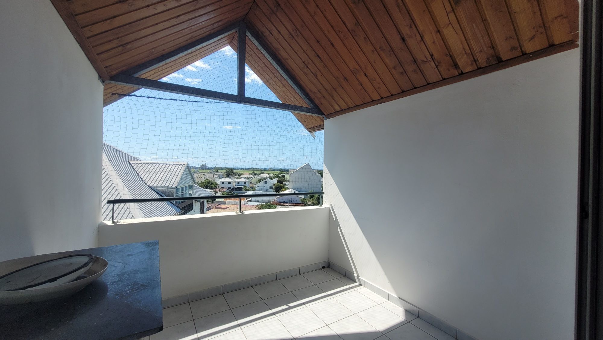 Bien immobilier à vendre à Ste suzanne, 110 m², 4 pièces – photo 2 sur 9