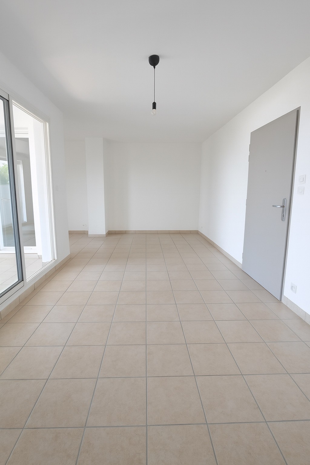 Bien immobilier à vendre à St denis, 75 m², 4 pièces – photo 2 sur 9
