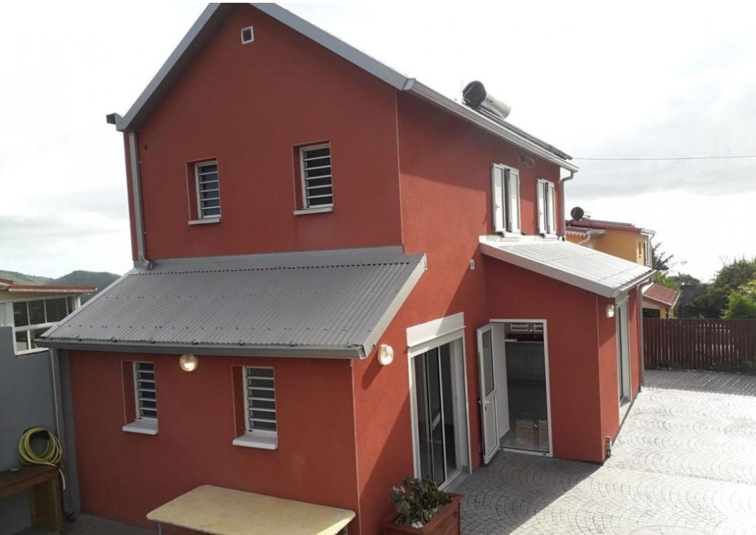 Maison à vendre à La possession, 86 m², 4 pièces – photo 1 sur 7