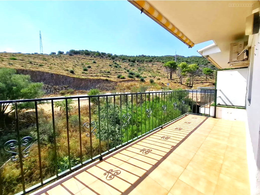 Appartement T2 avec balcon et garage Colera, Costa Brava (Espagne) — photo 1