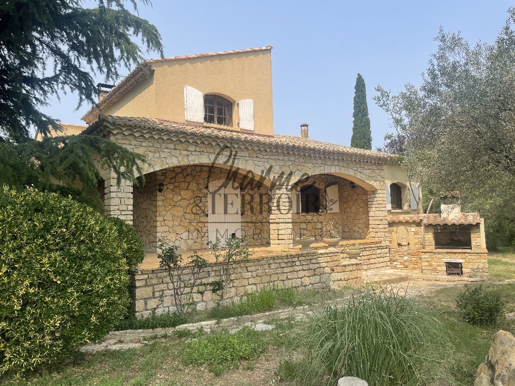 Maison à vendre à Uzes, 150 m², 5 pièces – photo 2 sur 17