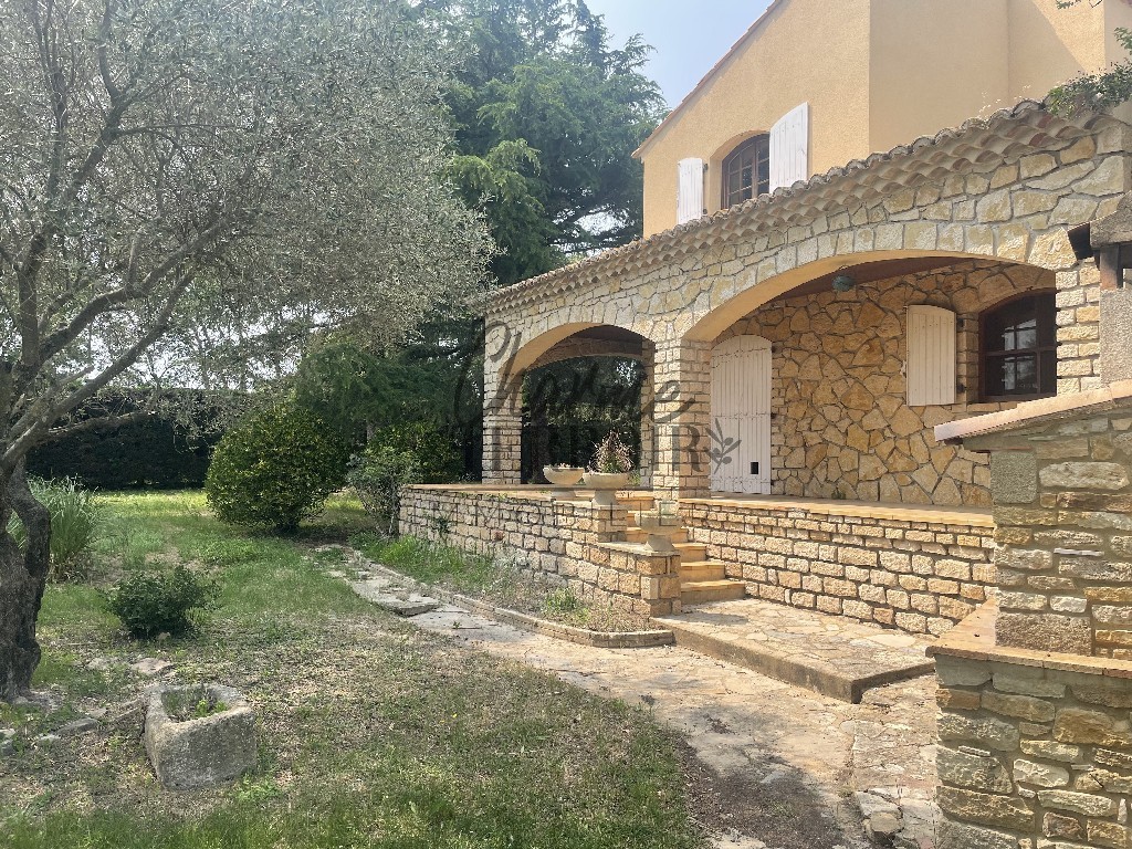Maison à vendre à Uzes, 150 m², 5 pièces – photo 3 sur 17