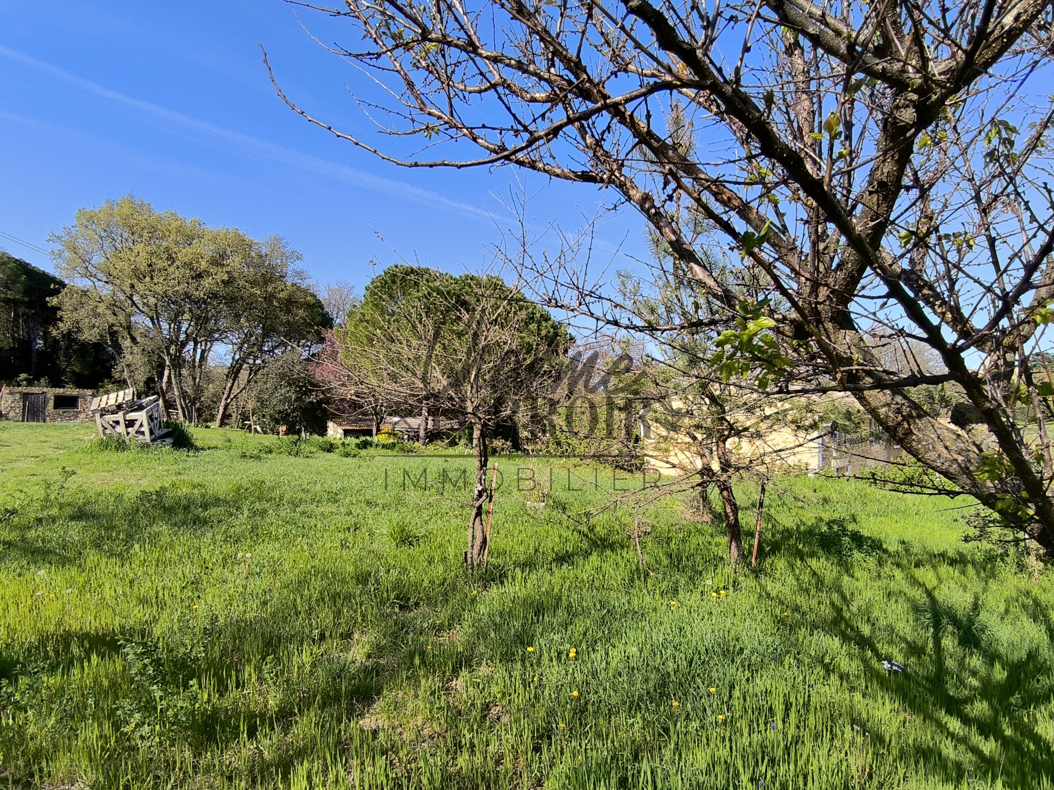 Terrain à vendre à St laurent la vernede, 667 m² – photo 2 sur 6
