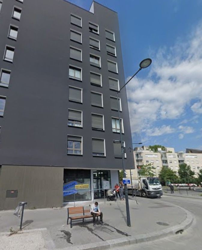 EXCLUSIVITE ! A VENDRE APPARTEMENT PROCHE GARE SAINT DENIS - F4 - 76M2 — photo 14