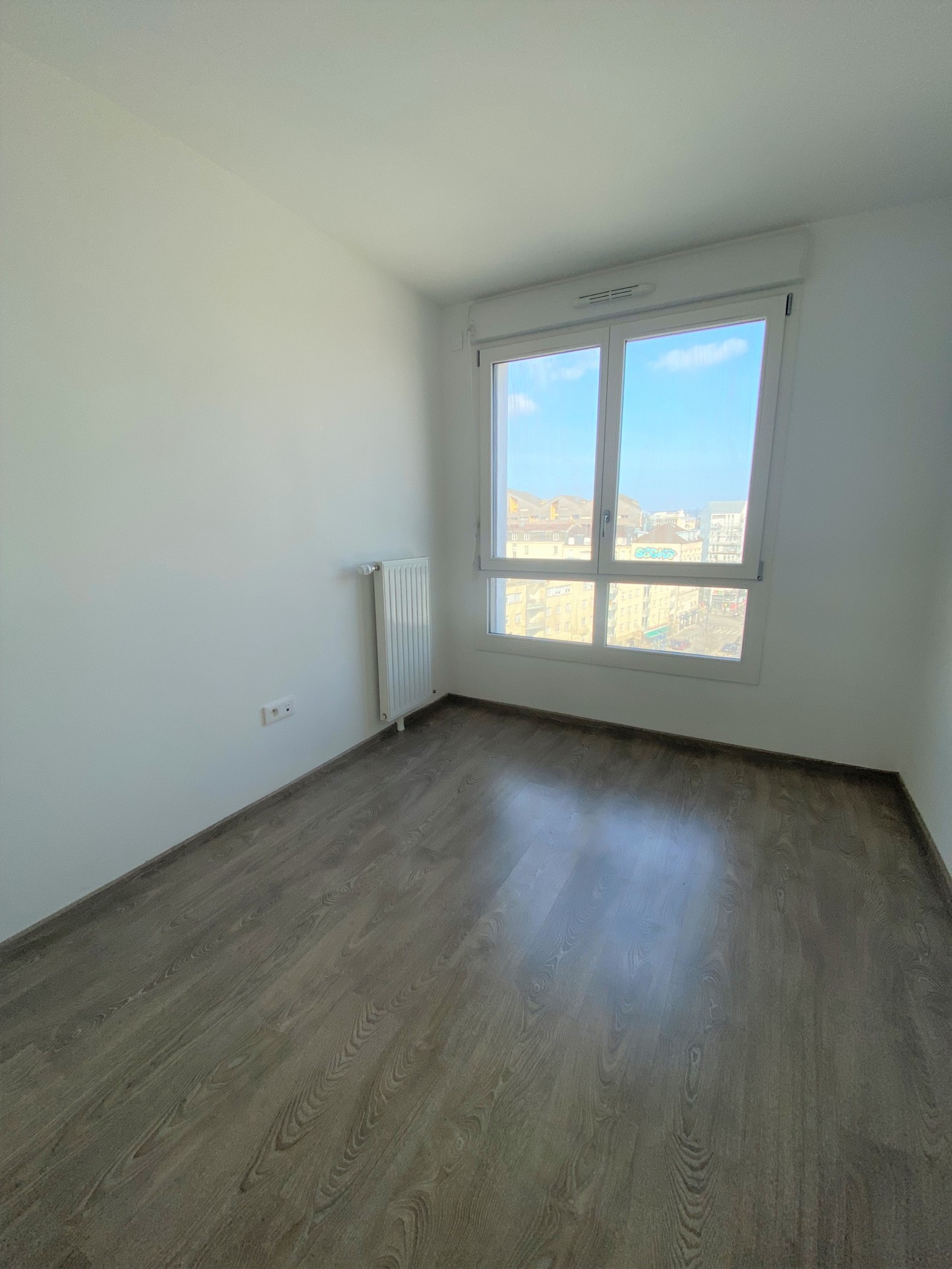 EXCLUSIVITE ! A VENDRE APPARTEMENT PROCHE GARE SAINT DENIS - F4 - 76M2 — photo 4
