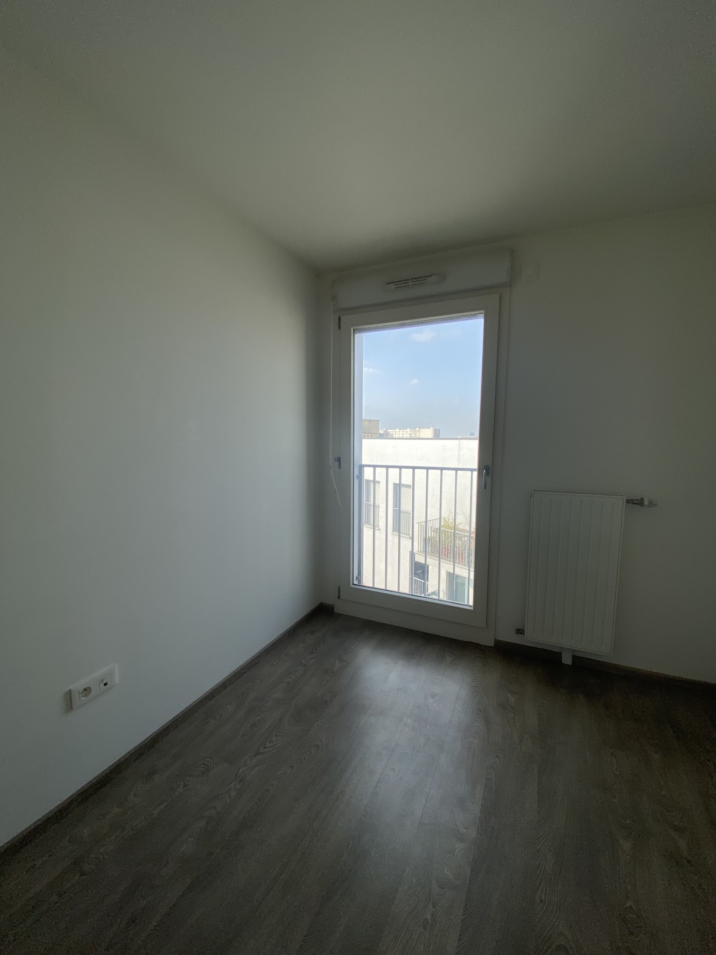 EXCLUSIVITE ! A VENDRE APPARTEMENT PROCHE GARE SAINT DENIS - F4 - 76M2 — photo 8