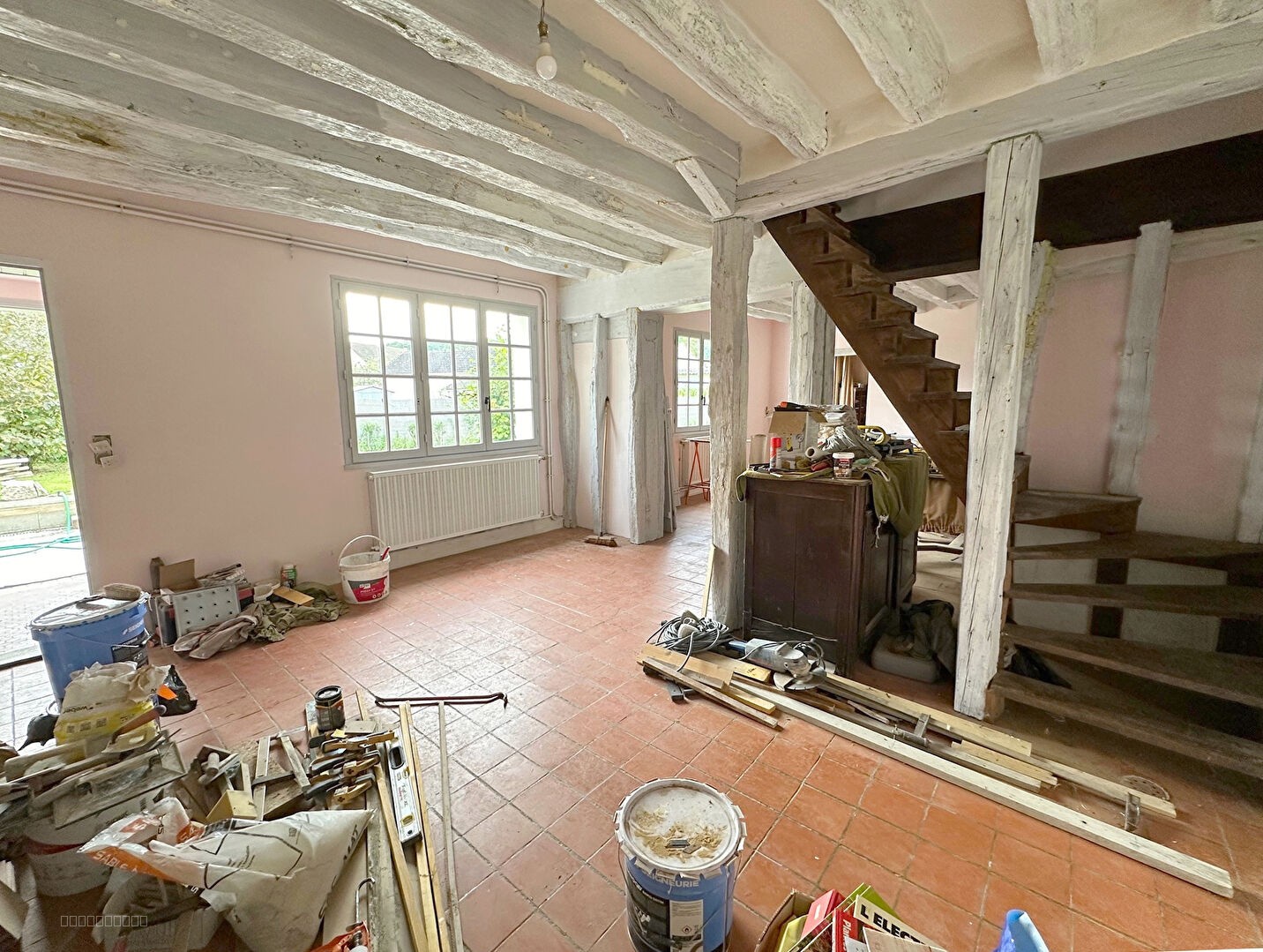 Maison à vendre à Houdan, 600 m², 6 pièces – photo 2 sur 6