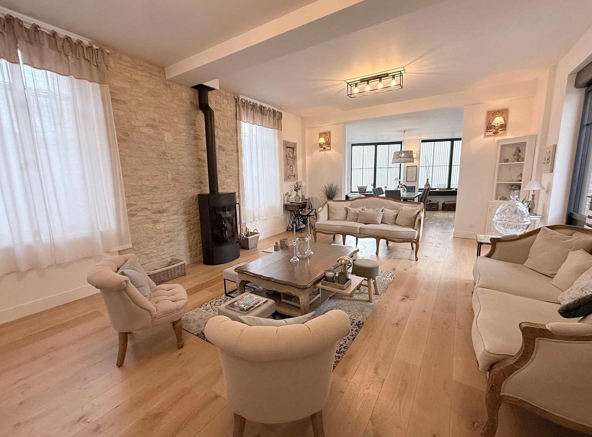 Maison à vendre à Nogent le roi, 320 m², 10 pièces – photo 2 sur 20